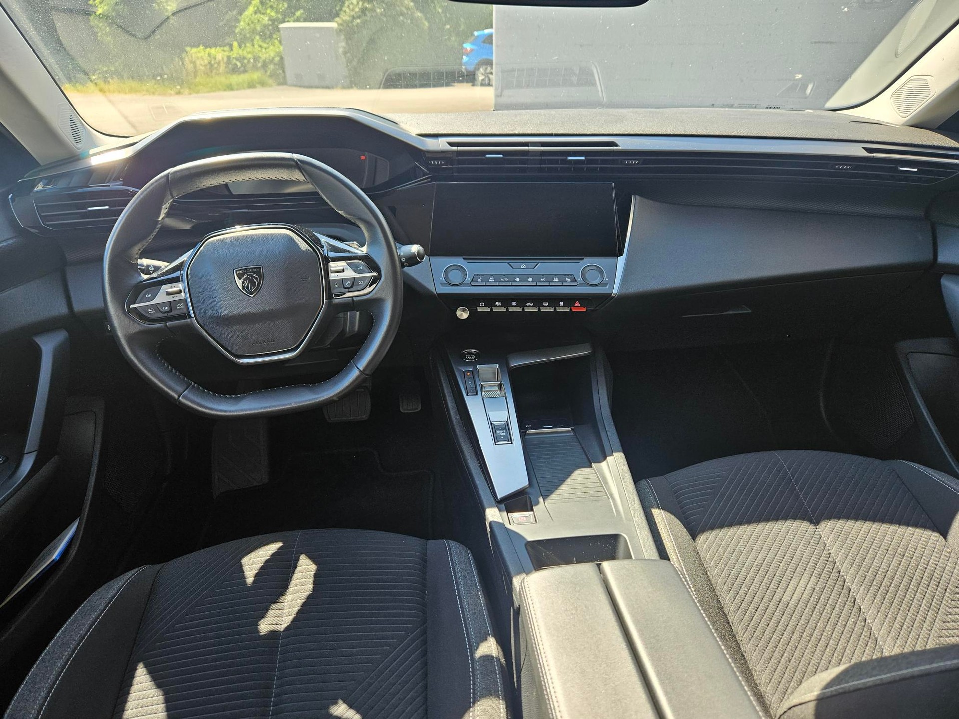 PEUGEOT 308 1.6 PHEV 180 Active Pack-image-9