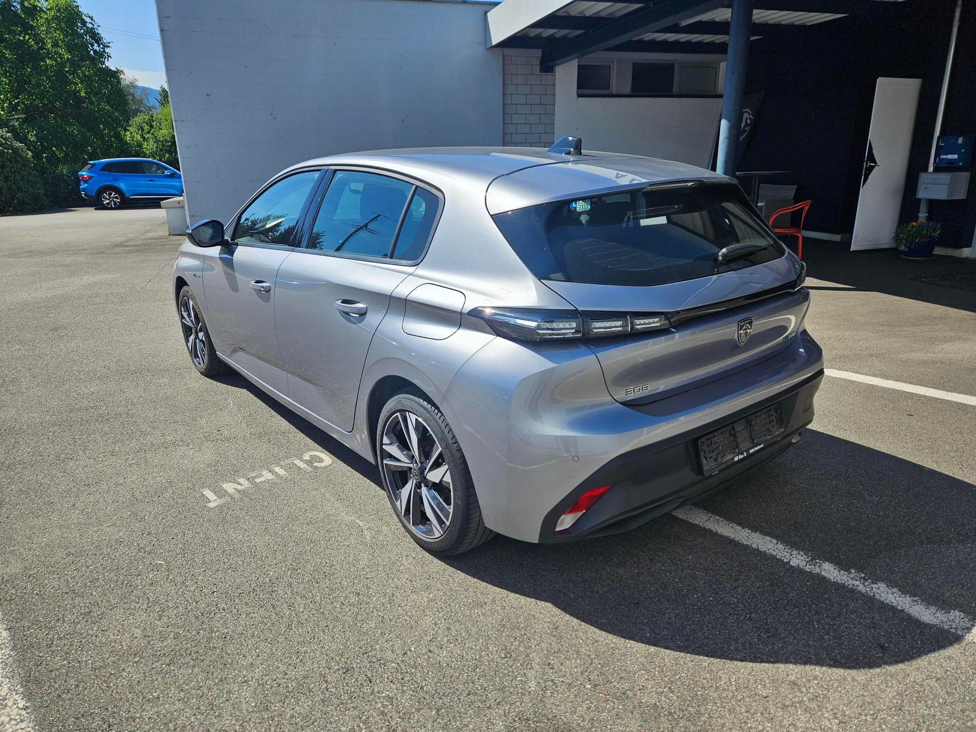 PEUGEOT 308 1.6 PHEV 180 Active Pack-image-3