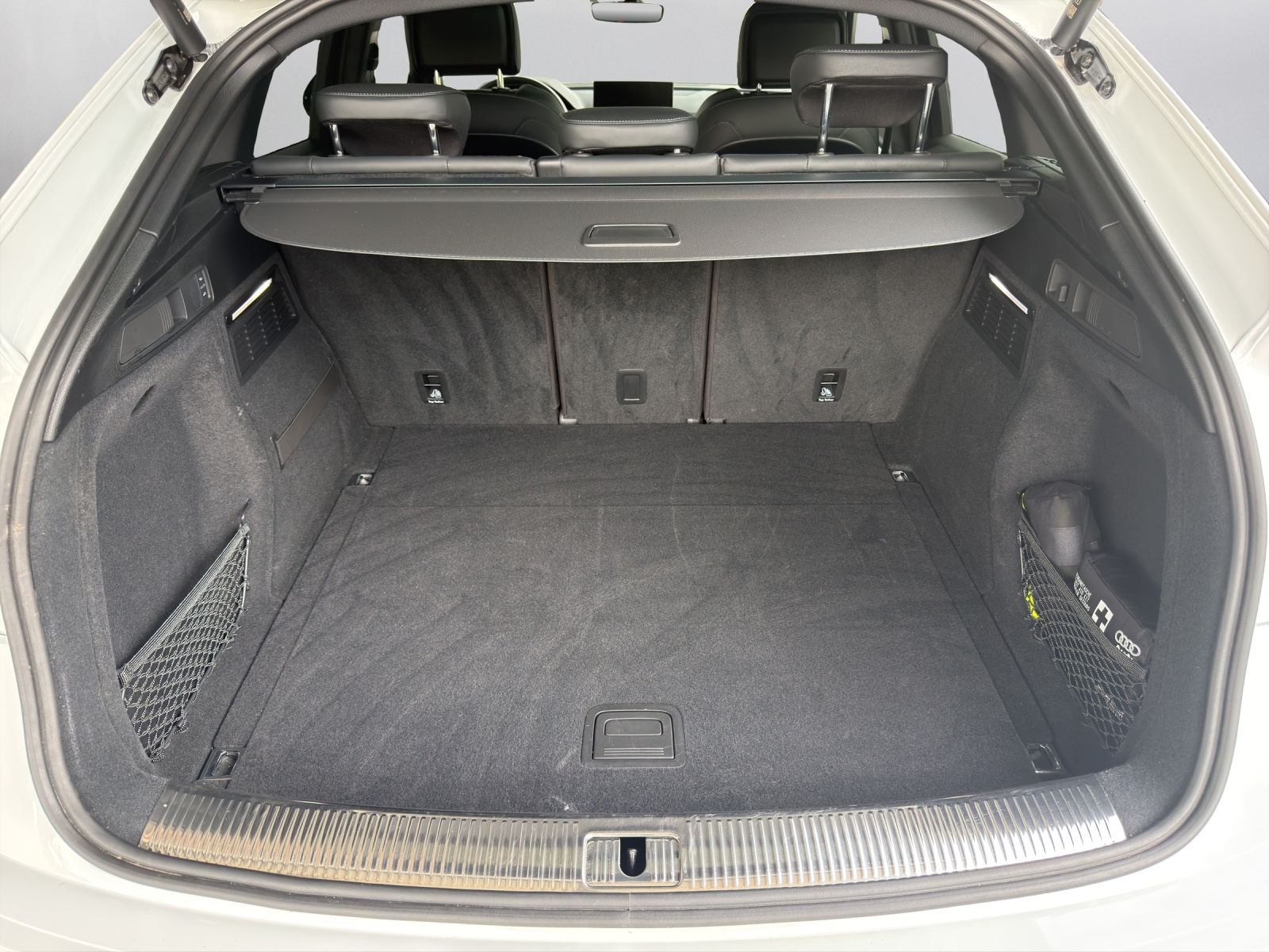 AUDI SQ5 Sportback TDI quattro tiptronic-image-12