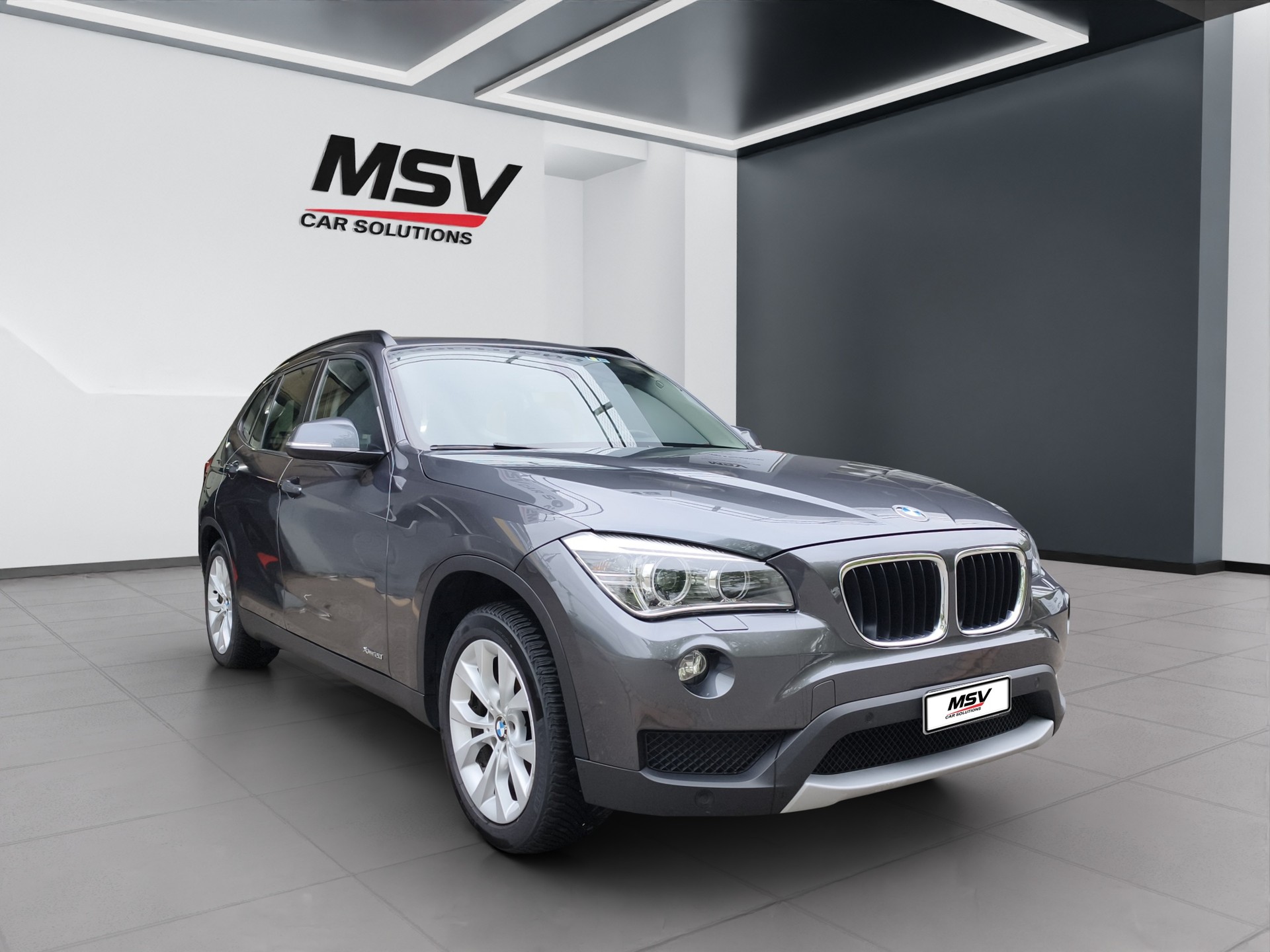 BMW X1 xDrive 20i Steptronic-image-0