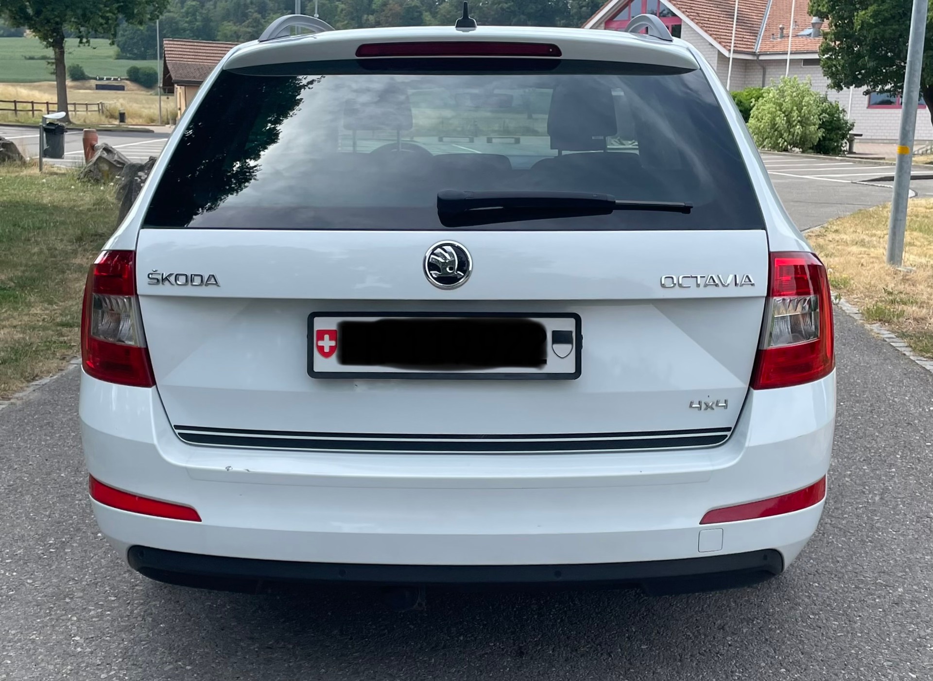 SKODA 2.0 TDI 150 Ambition 4x4-image-1