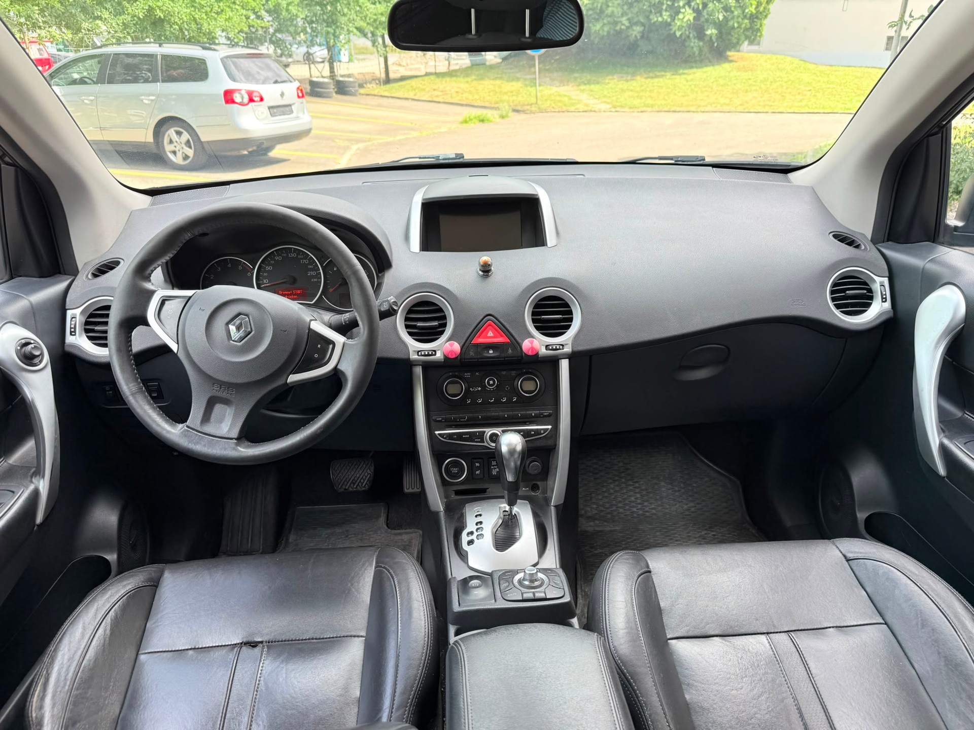 RENAULT Koleos 2.0 dCi Dynamique 4x4 Automatic-image-4