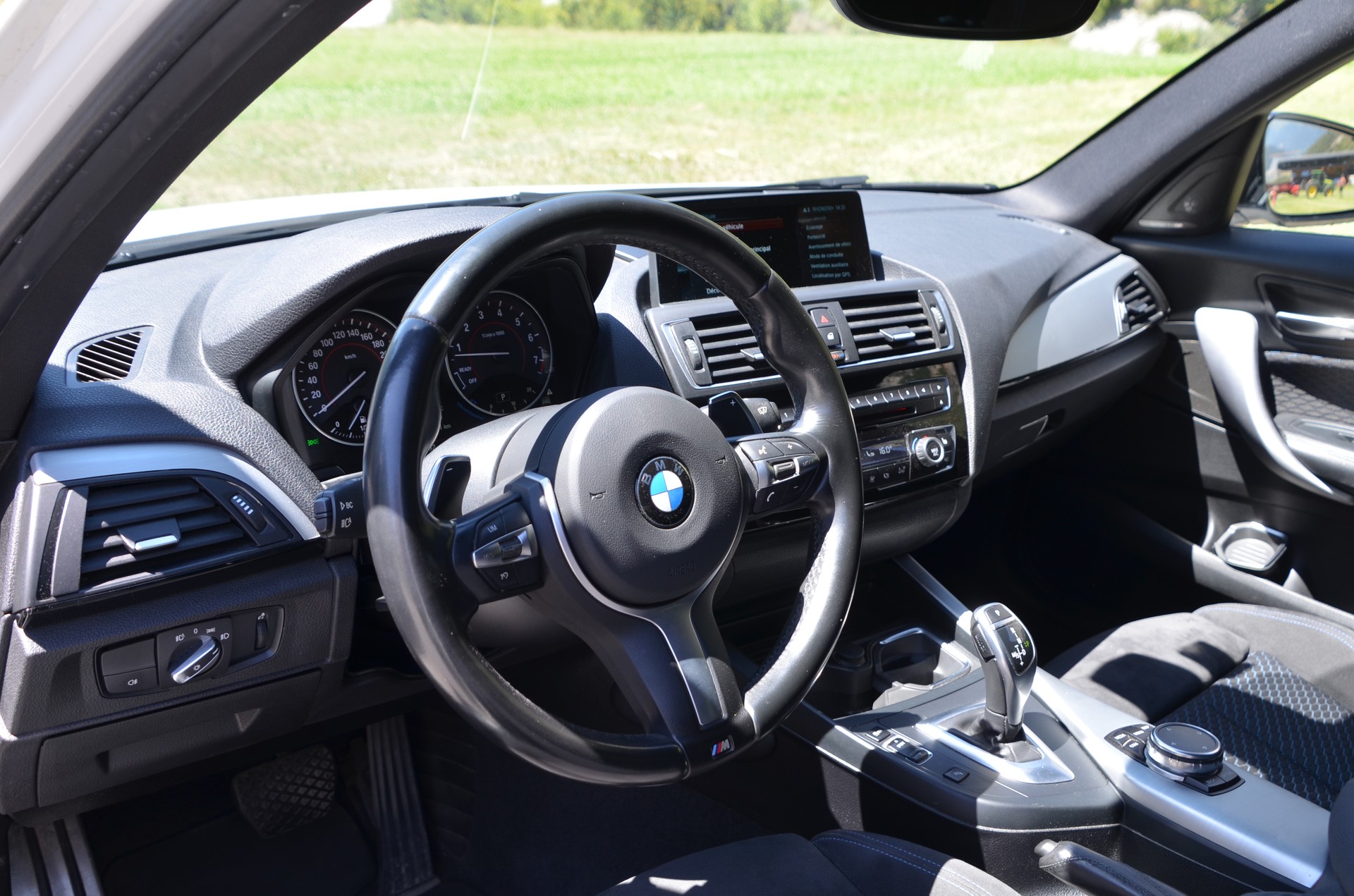 BMW M140i xDrive Steptronic-image-8
