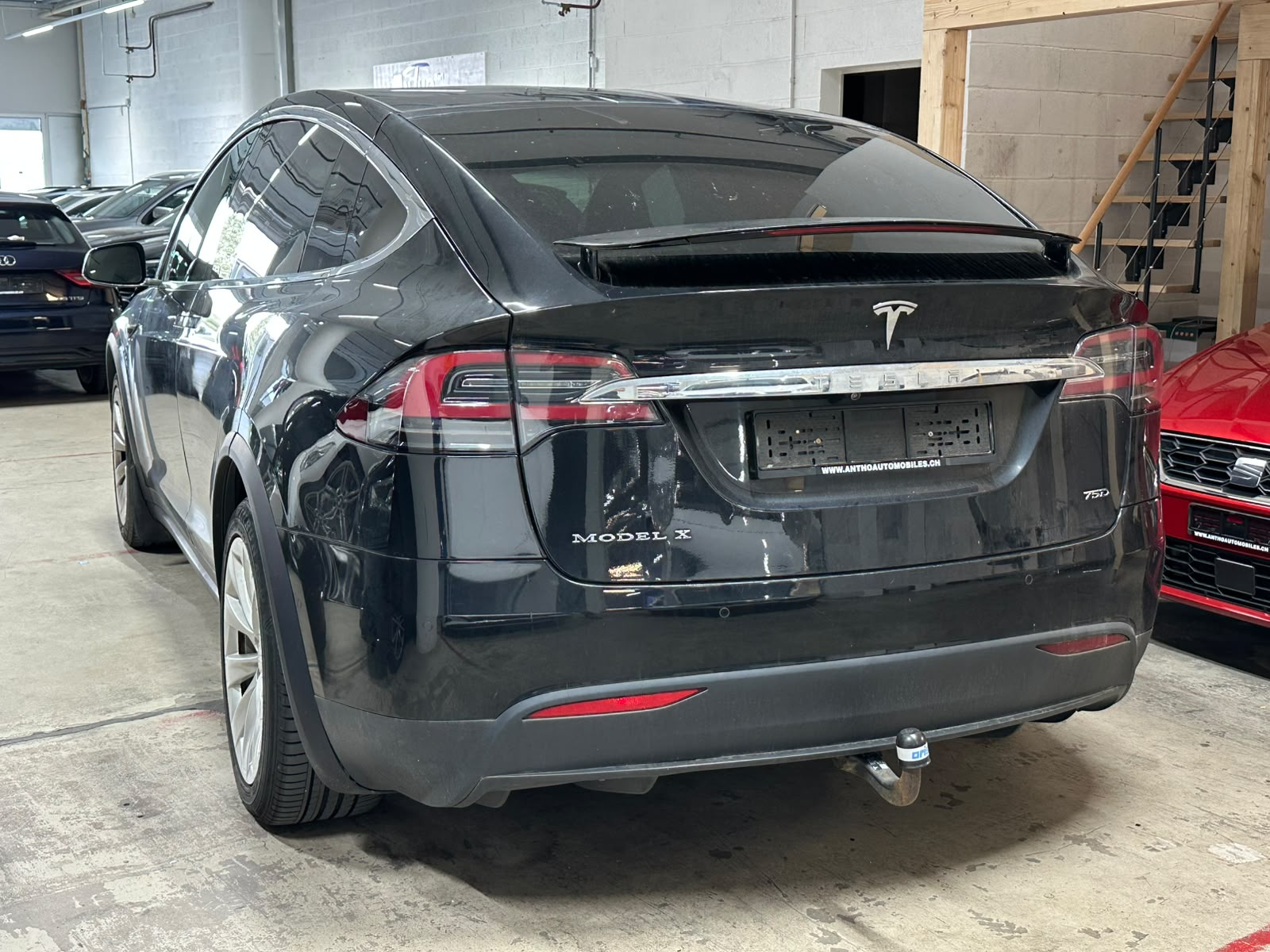 TESLA Model X 75 D-image-3