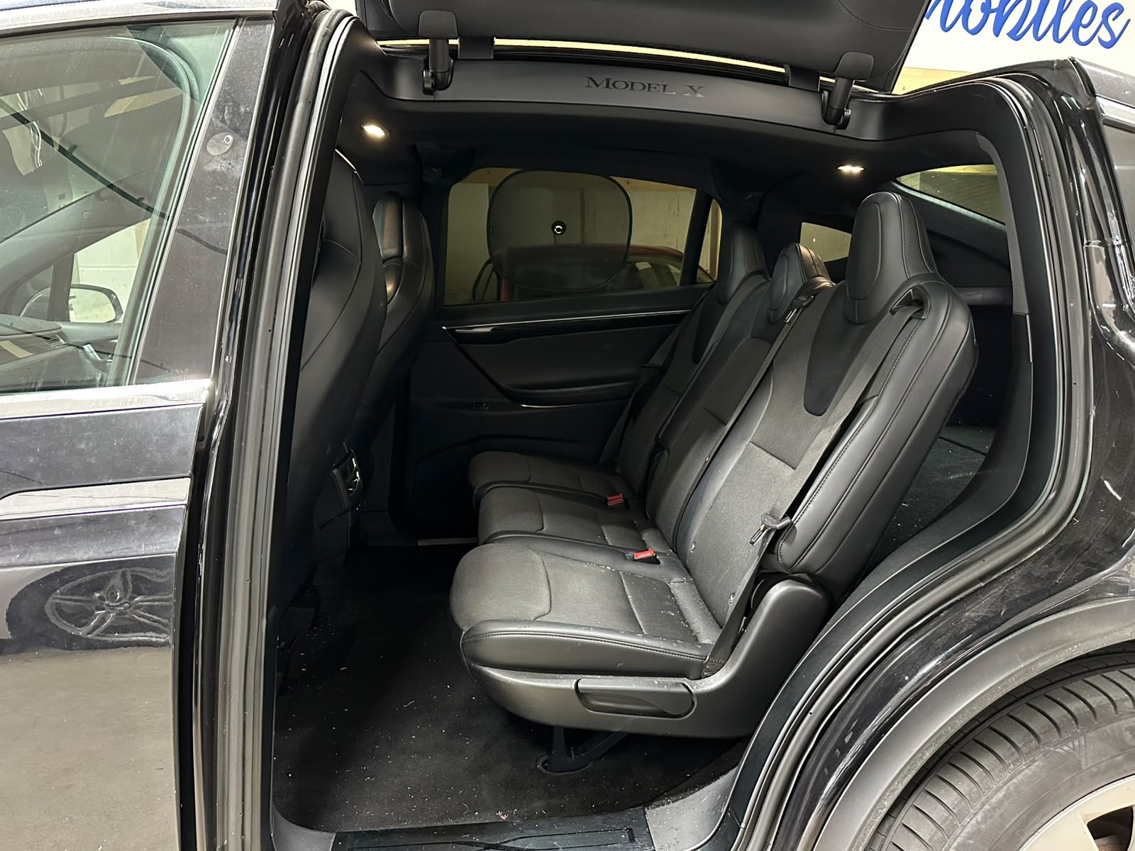 TESLA Model X 75 D-image-7