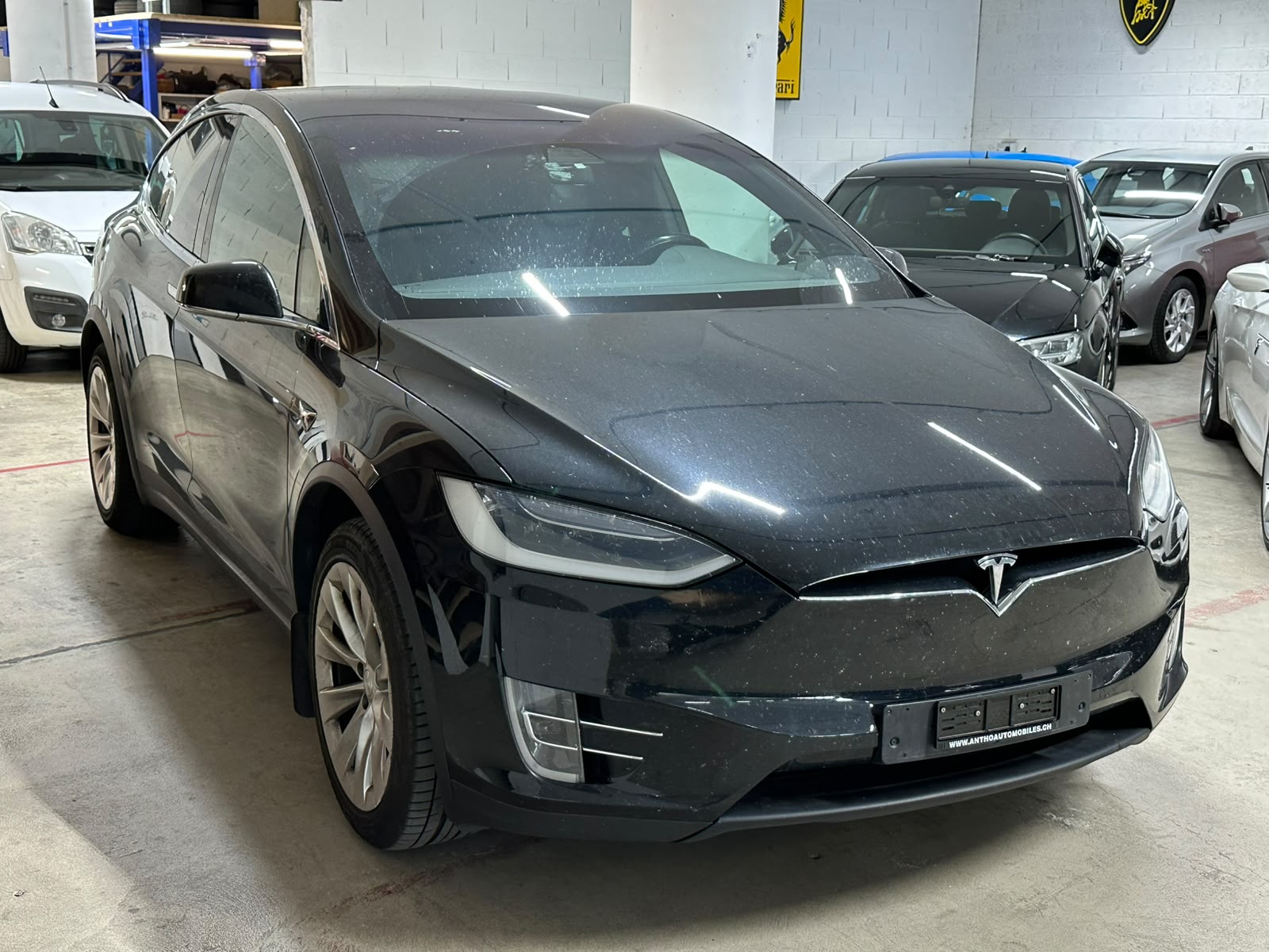 TESLA Model X 75 D-image-1