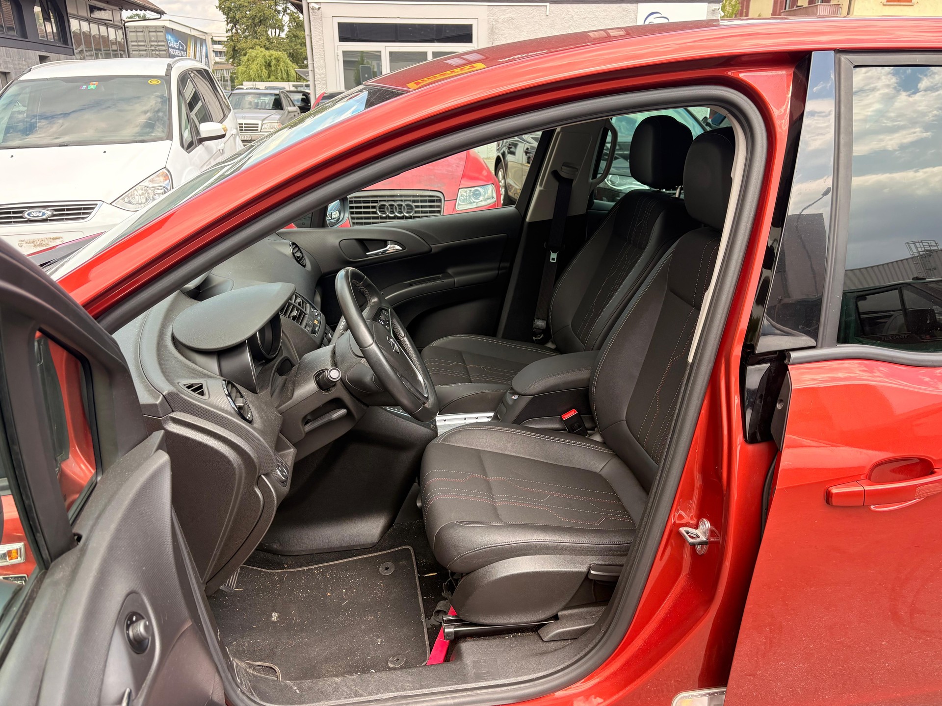 OPEL Meriva 1.4 Turbo Cosmo Automatic-image-5