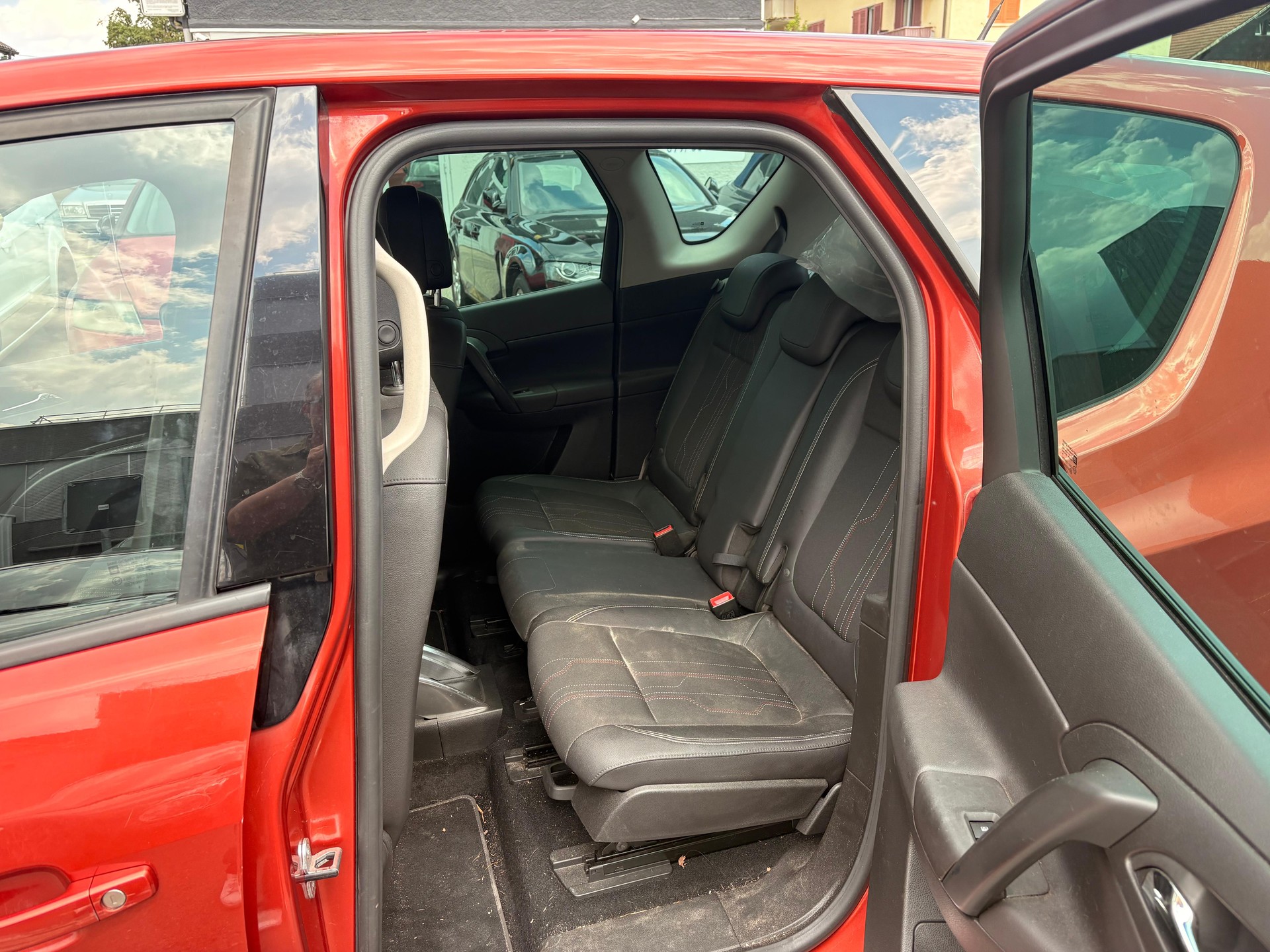 OPEL Meriva 1.4 Turbo Cosmo Automatic-image-10