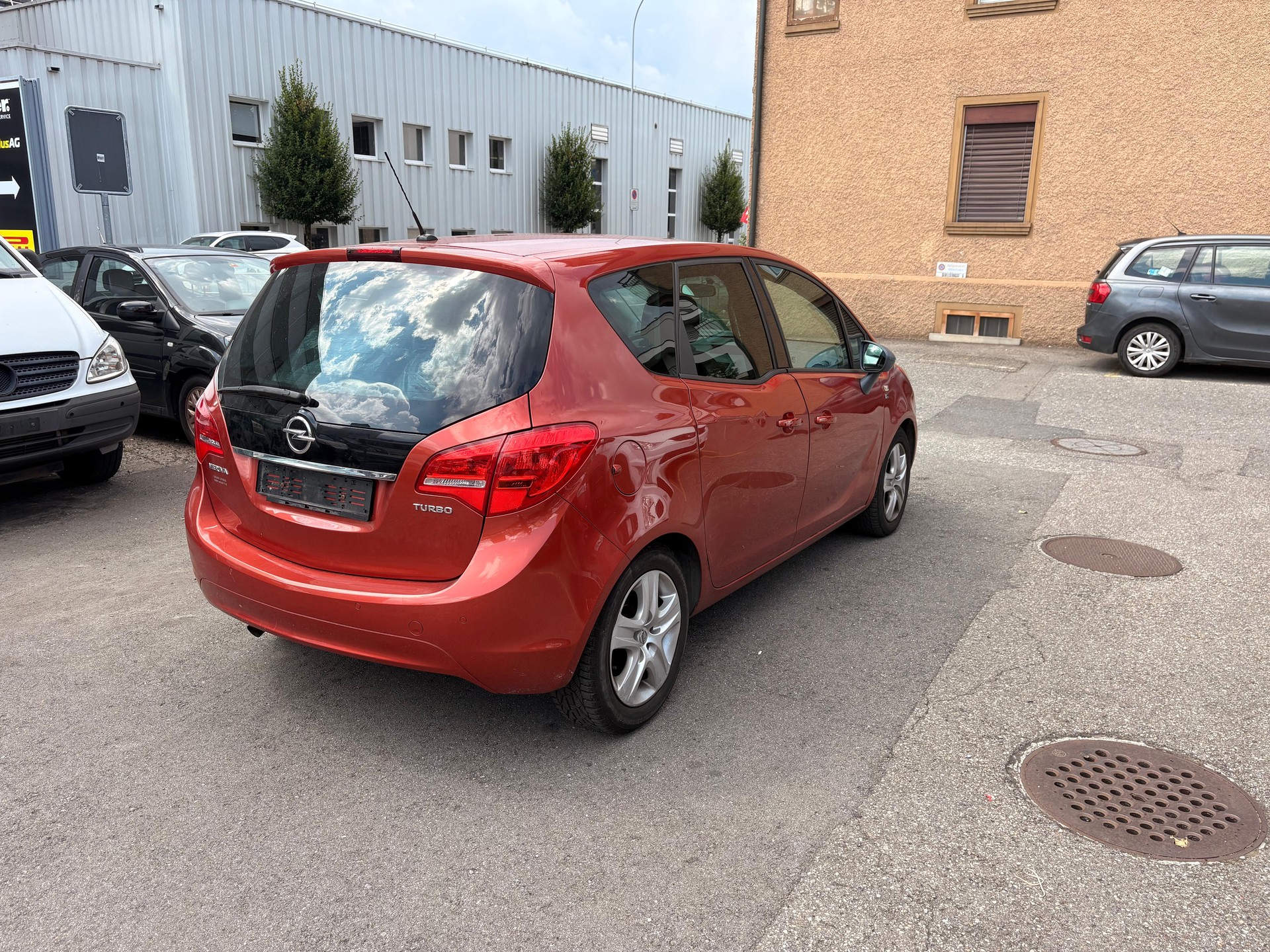 OPEL Meriva 1.4 Turbo Cosmo Automatic-image-2