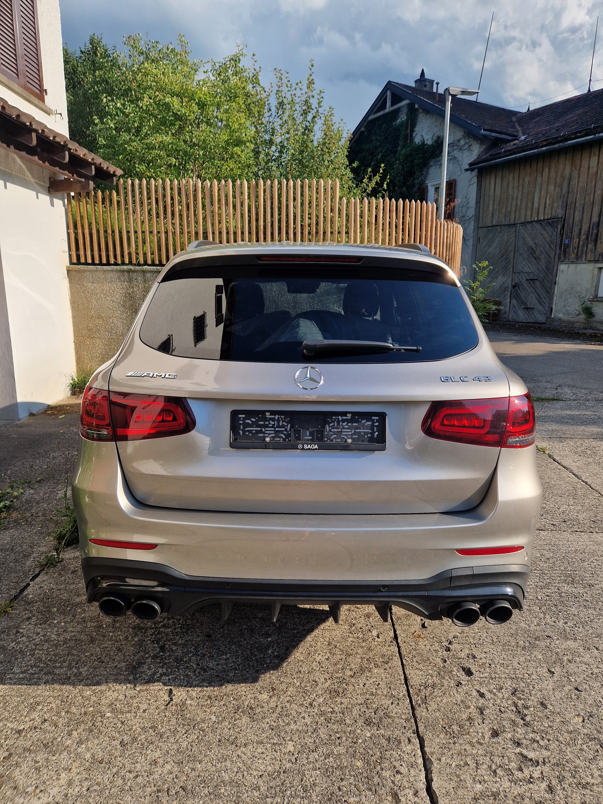 MERCEDES-BENZ GLC 43 AMG 4m-image-1