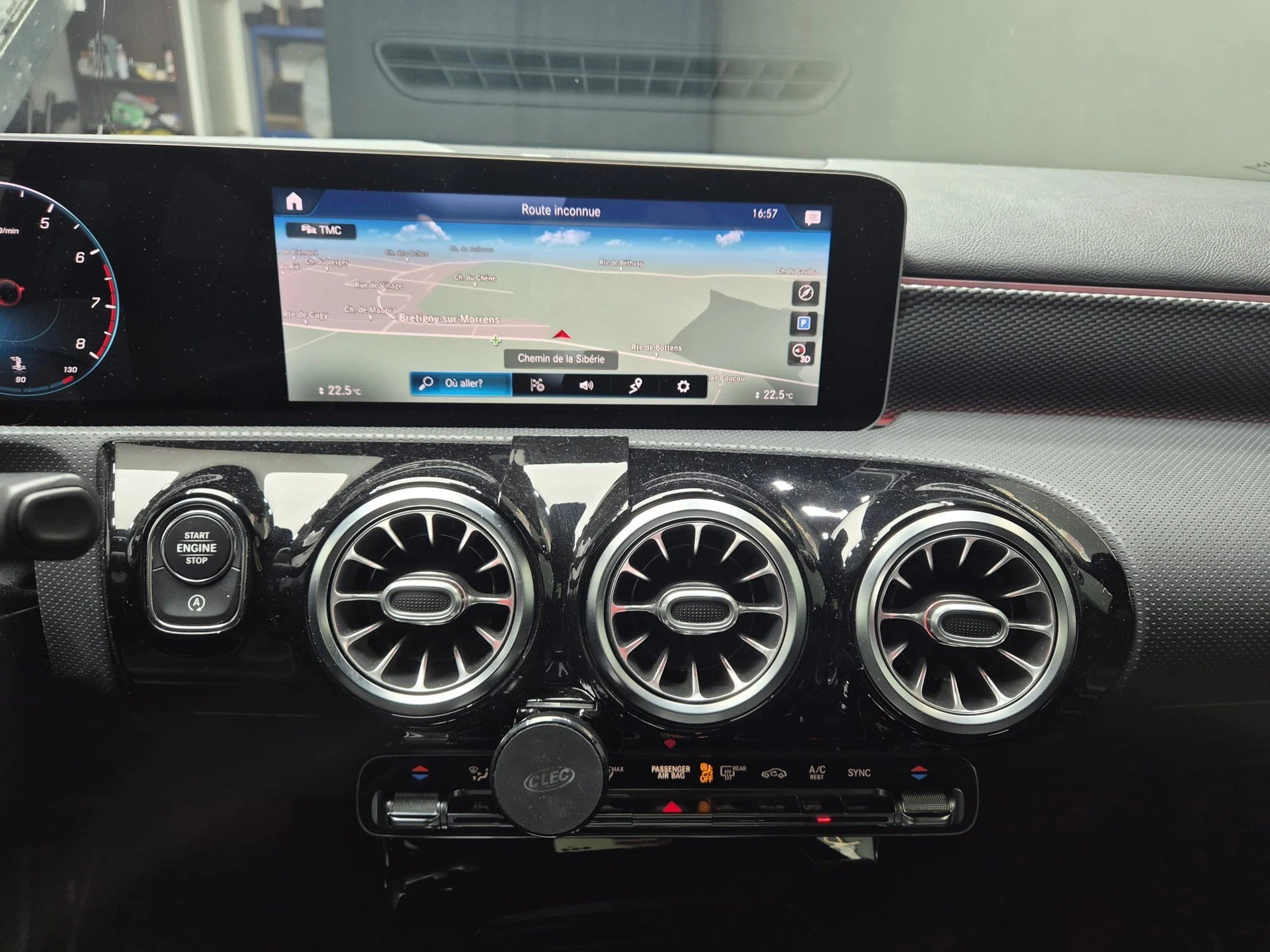 MERCEDES-BENZ A 180 Style 7G-DCT-image-18