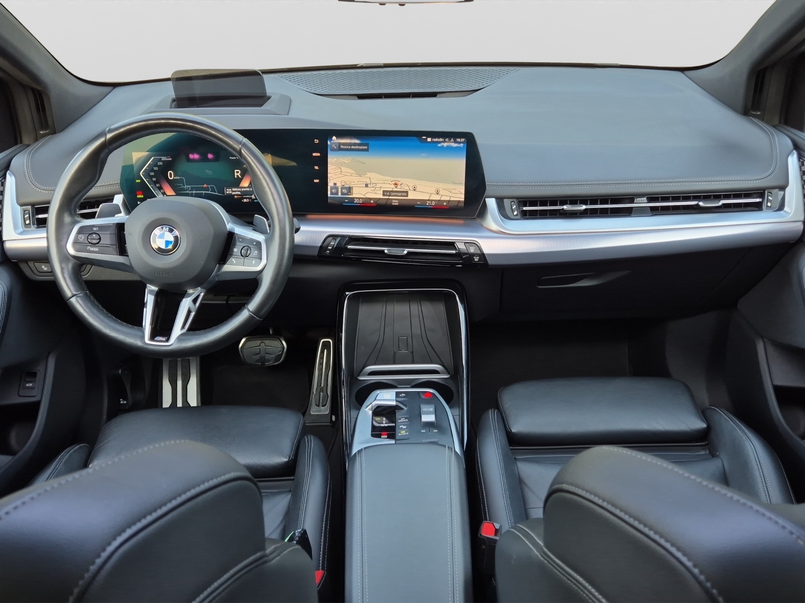 BMW 220i Active Tourer M Sport DKG-image-11