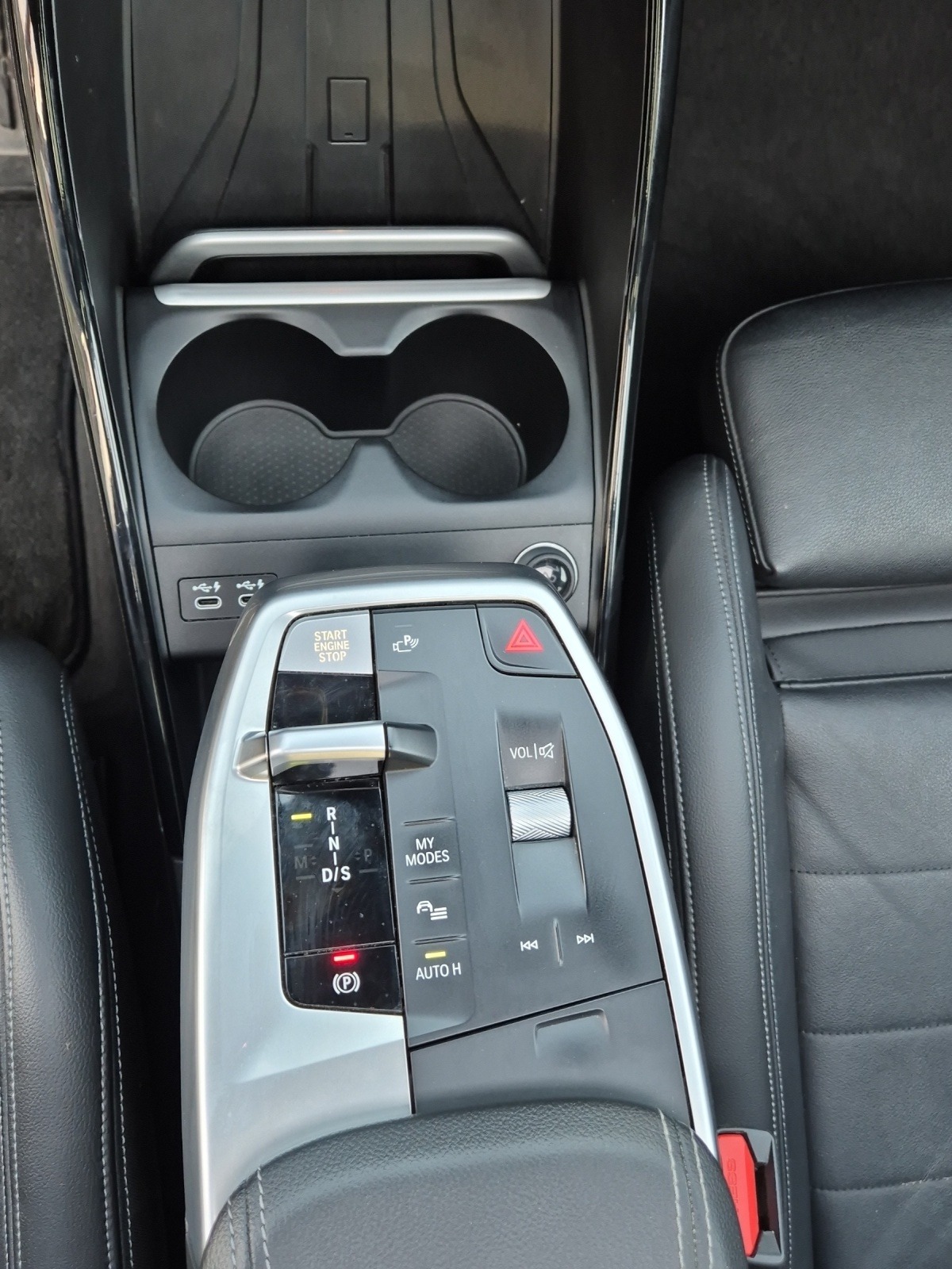 BMW 220i Active Tourer M Sport DKG-image-15