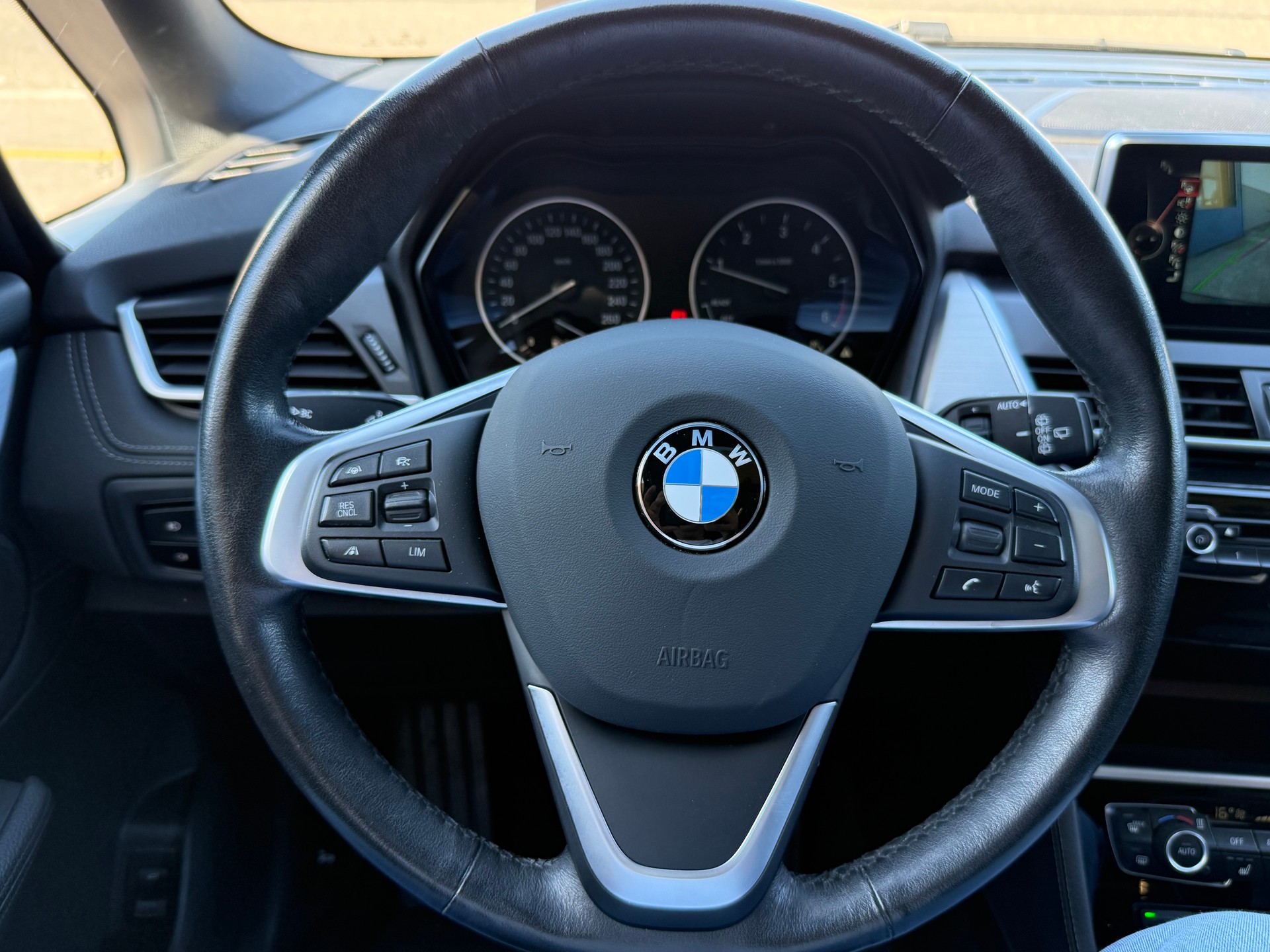 BMW 220d xDrive Gran Tourer Luxury Line Steptronic-image-15