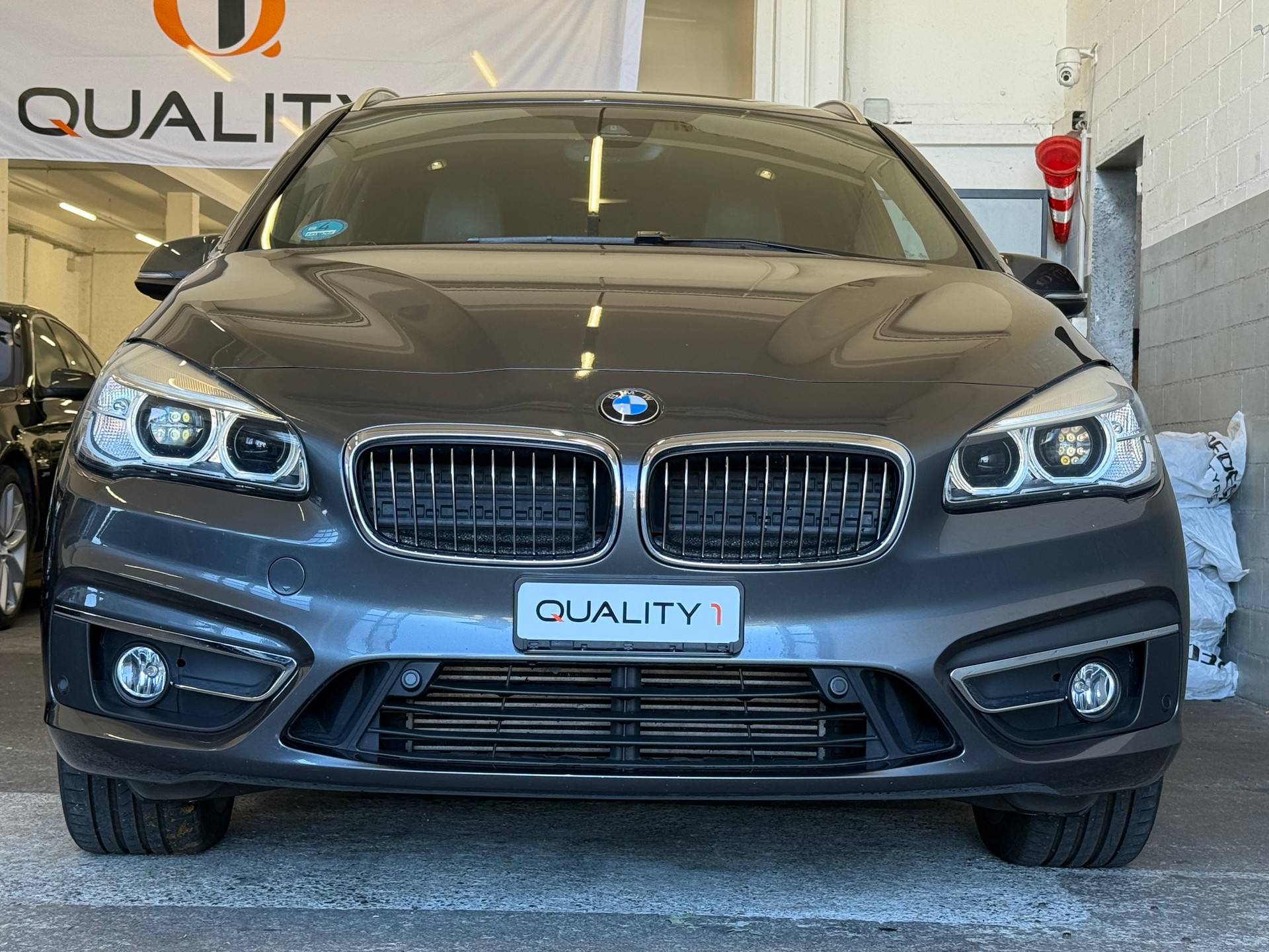 BMW 220d xDrive Gran Tourer Luxury Line Steptronic-image-1