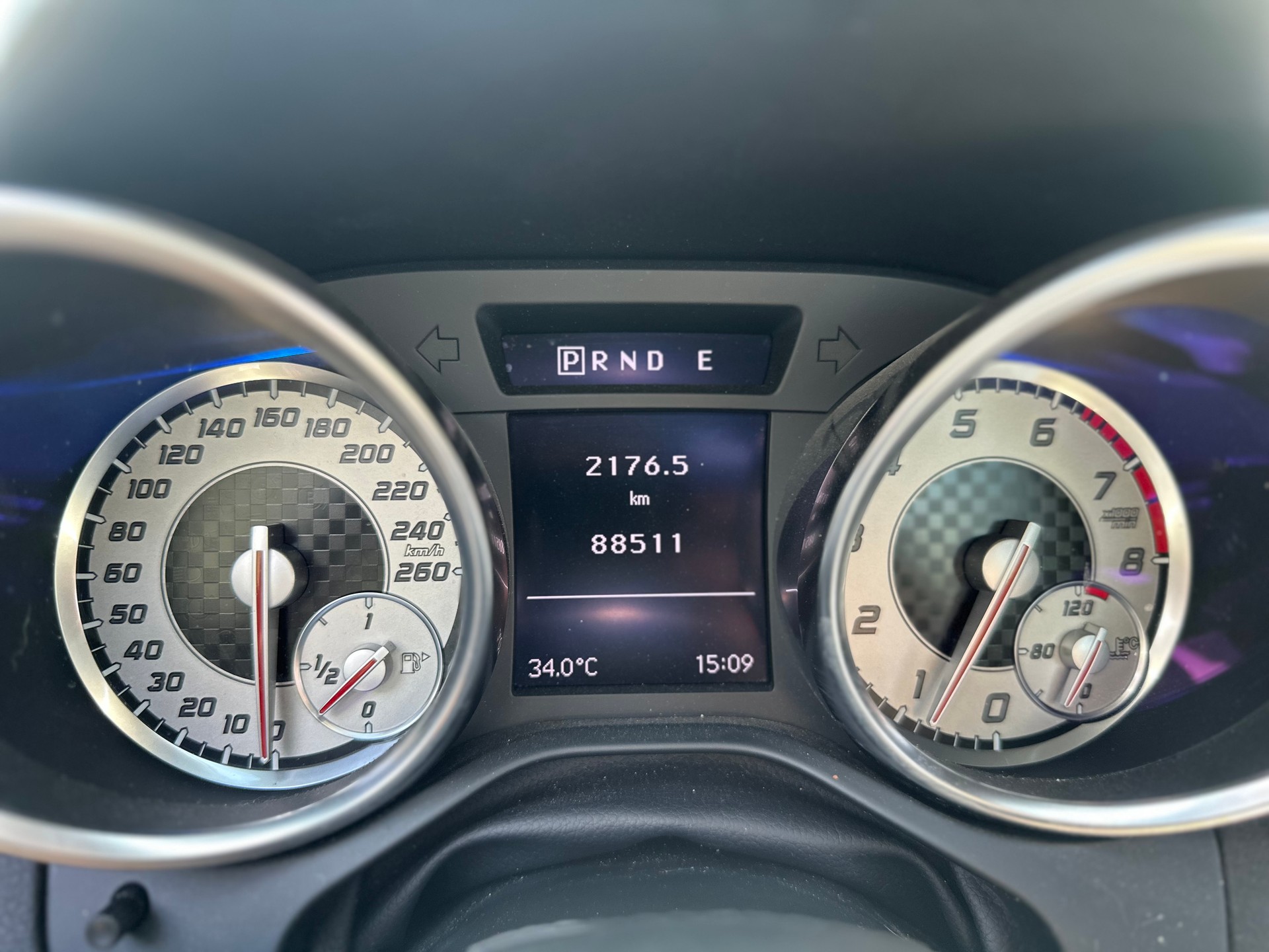 MERCEDES-BENZ SLK 300 9G-Tronic AMG LINE-image-19