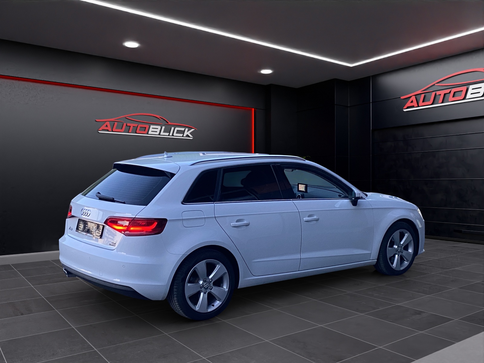 AUDI A3 Sportback 2.0 TDI Ambiente Quattro S-tronic 2.0 TDI Quattro (4x4) 184 PS | Automat | 109’000 km | Frisch ab MFK & Service-image-3