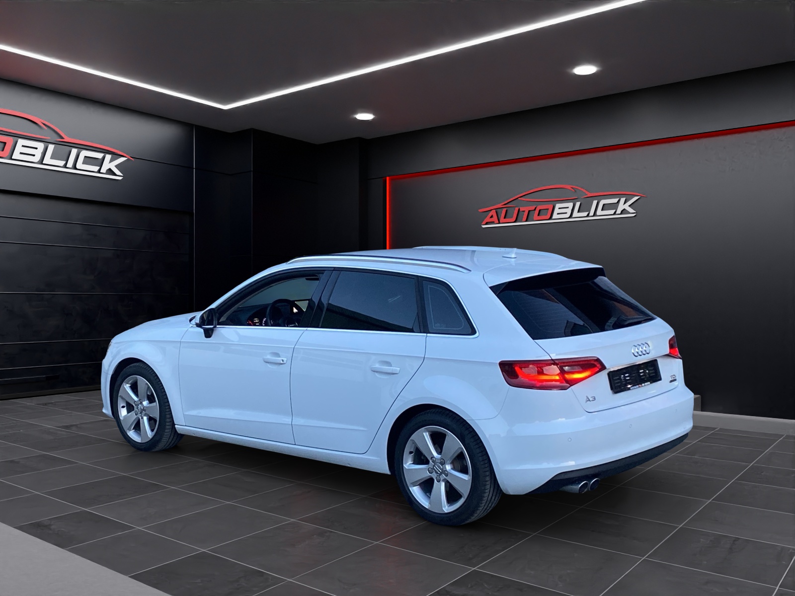 AUDI A3 Sportback 2.0 TDI Ambiente Quattro S-tronic 2.0 TDI Quattro (4x4) 184 PS | Automat | 109’000 km | Frisch ab MFK & Service-image-1