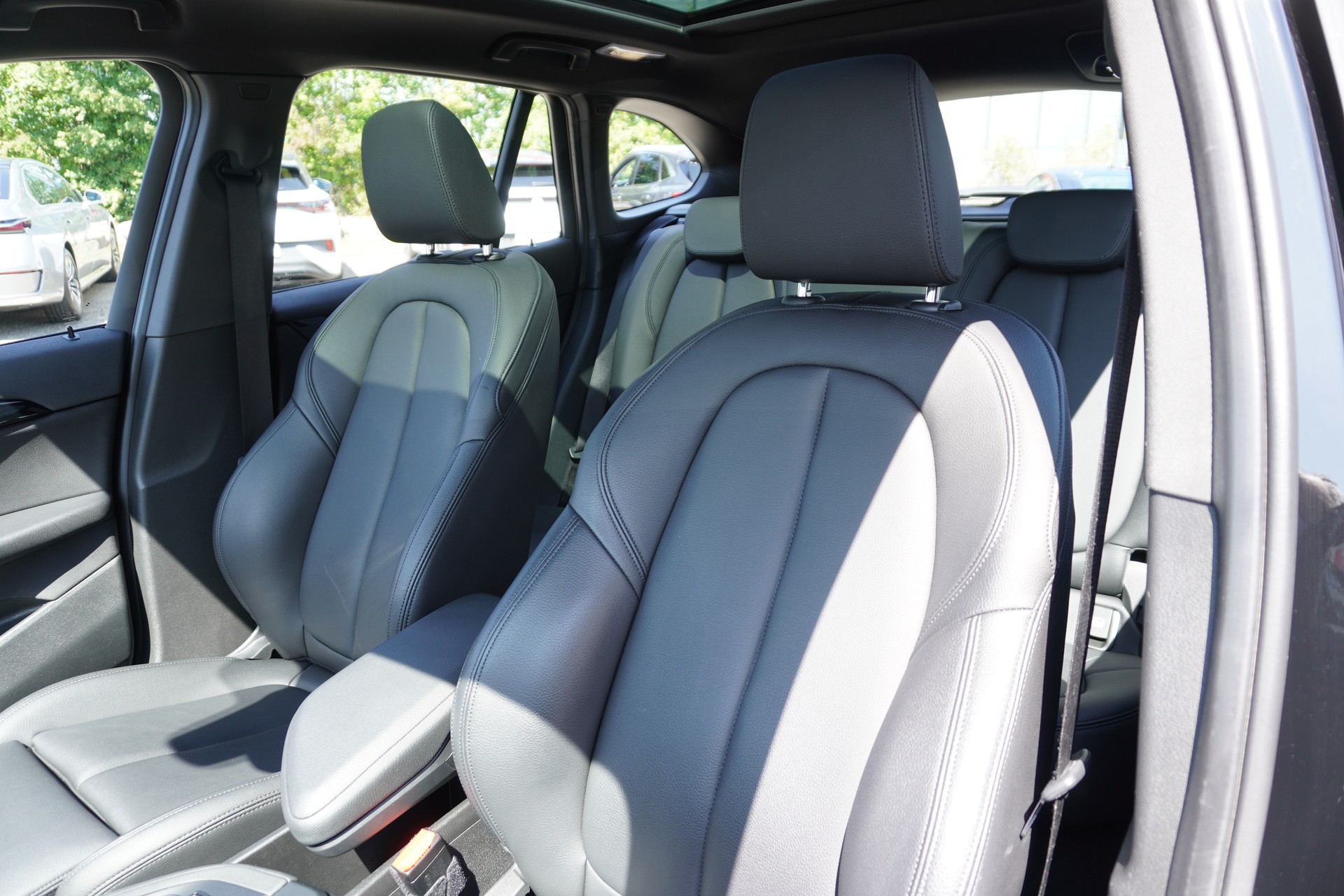 BMW X1 xDrive 20d Steptronic-image-14