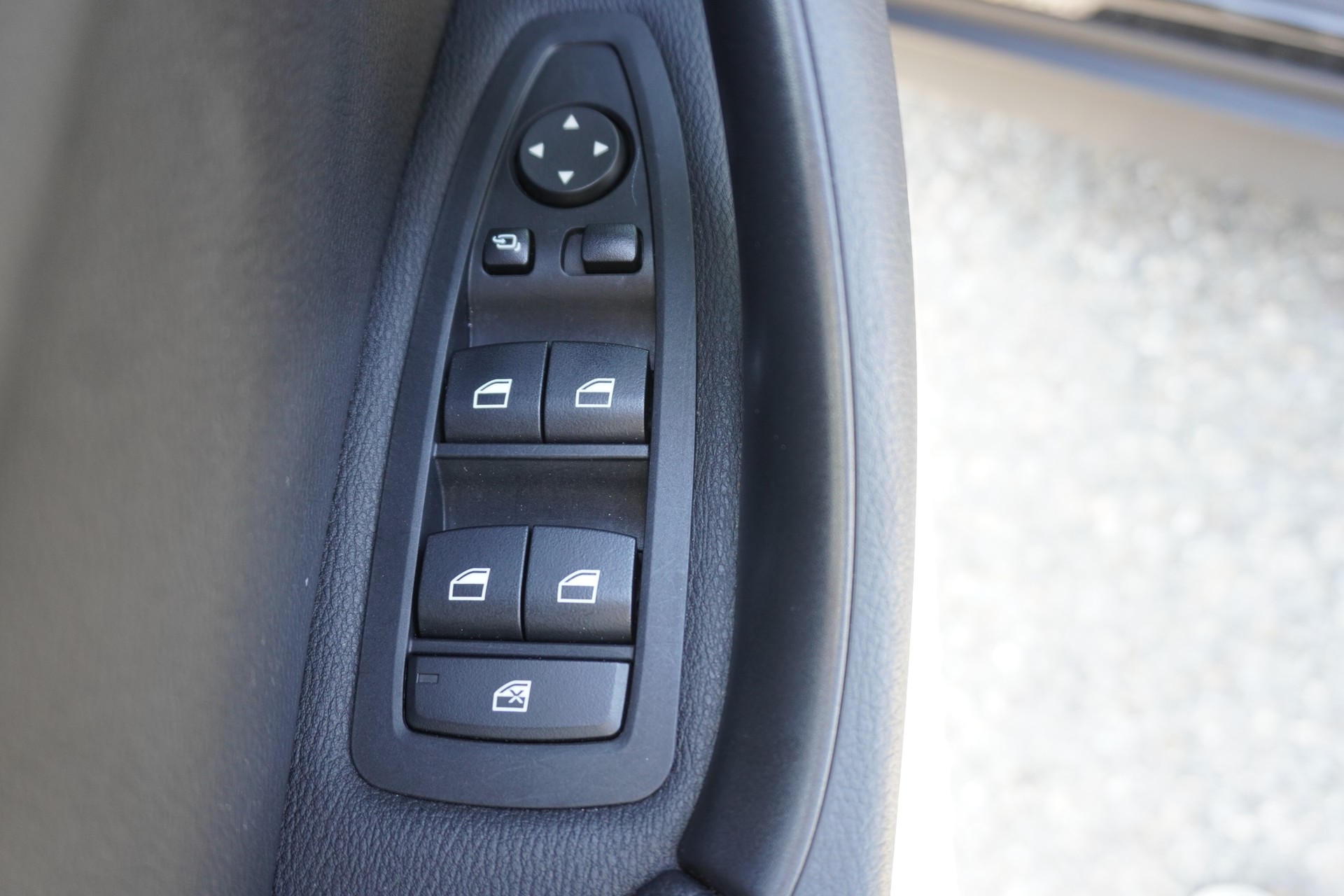 BMW X1 xDrive 20d Steptronic-image-13