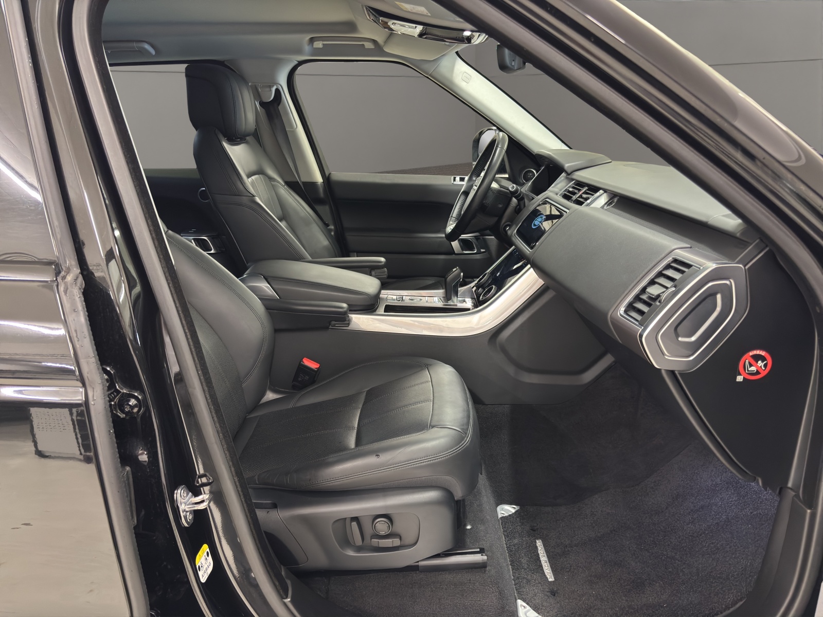LAND ROVER Range Rover Sport 2.0 SD4 SE Automatic-image-17