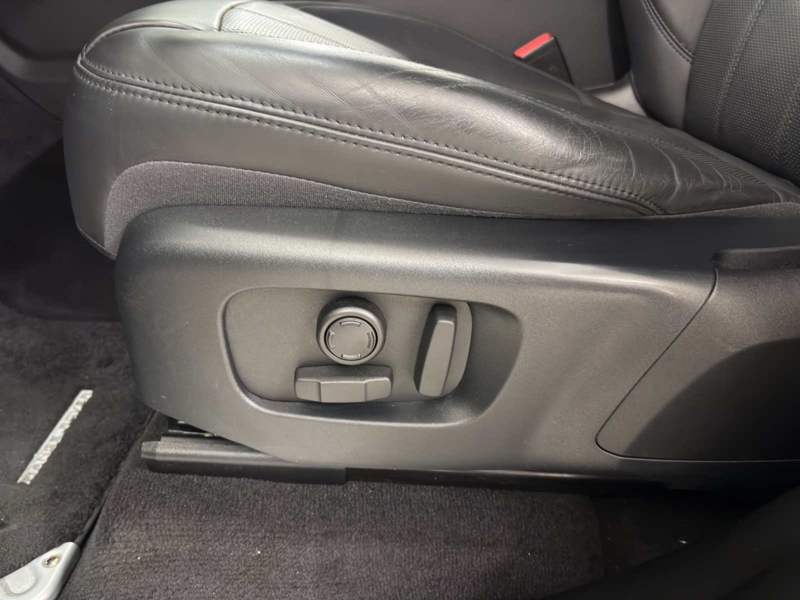 LAND ROVER Range Rover Sport 2.0 SD4 SE Automatic-image-22