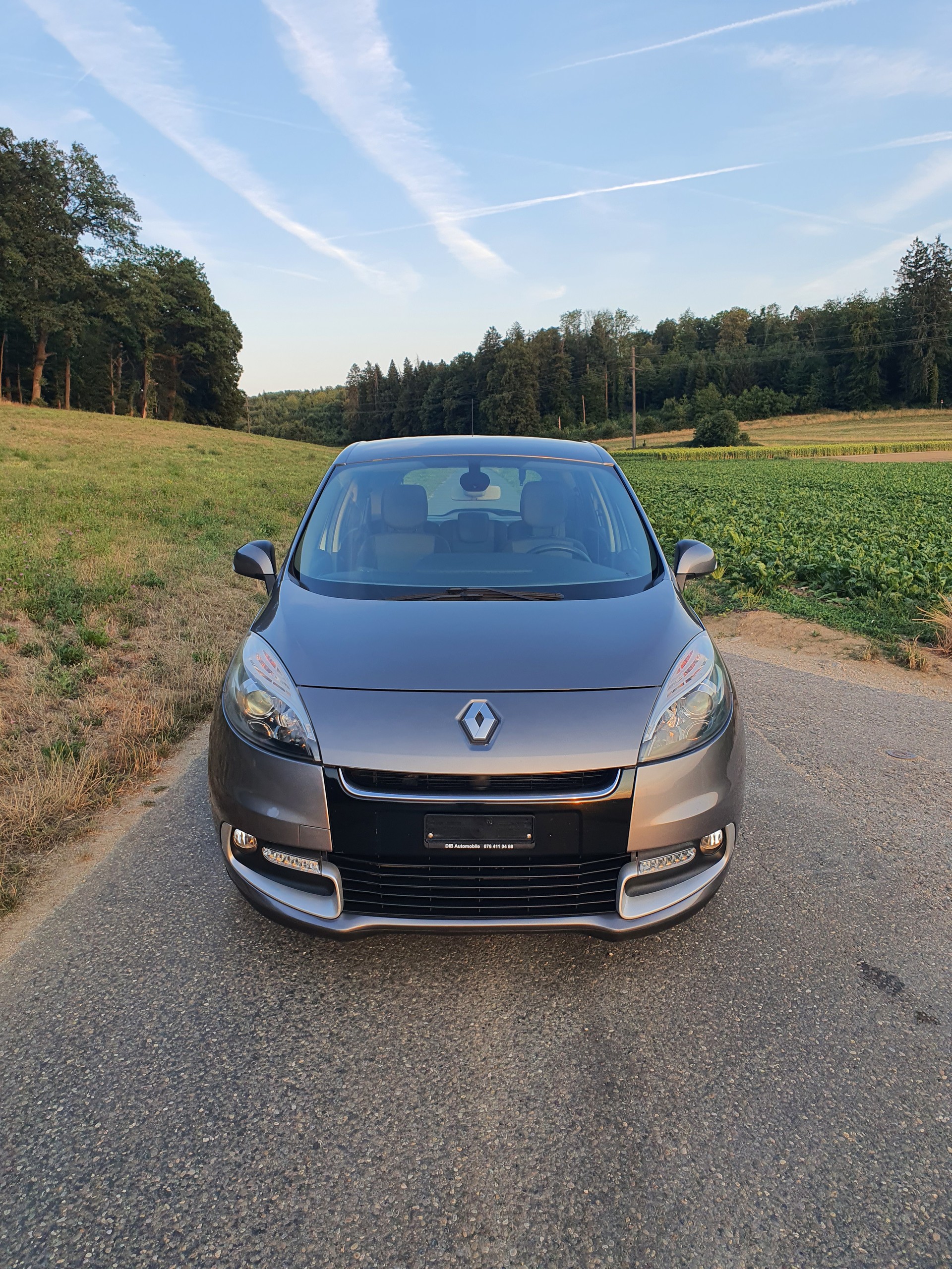 RENAULT Scénic 1.2 16V Turbo Dynamique-image-0