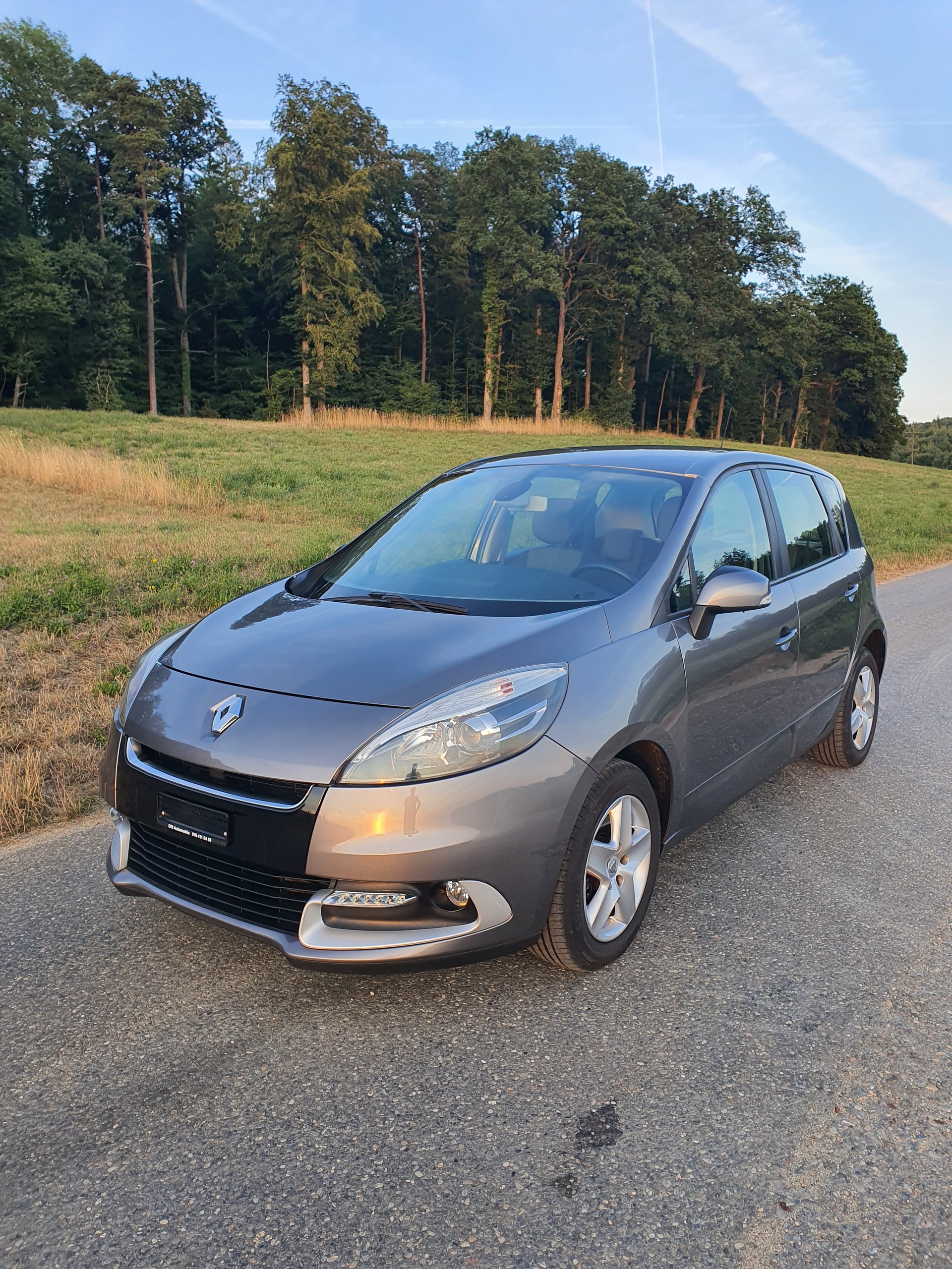 RENAULT Scénic 1.2 16V Turbo Dynamique-image-7