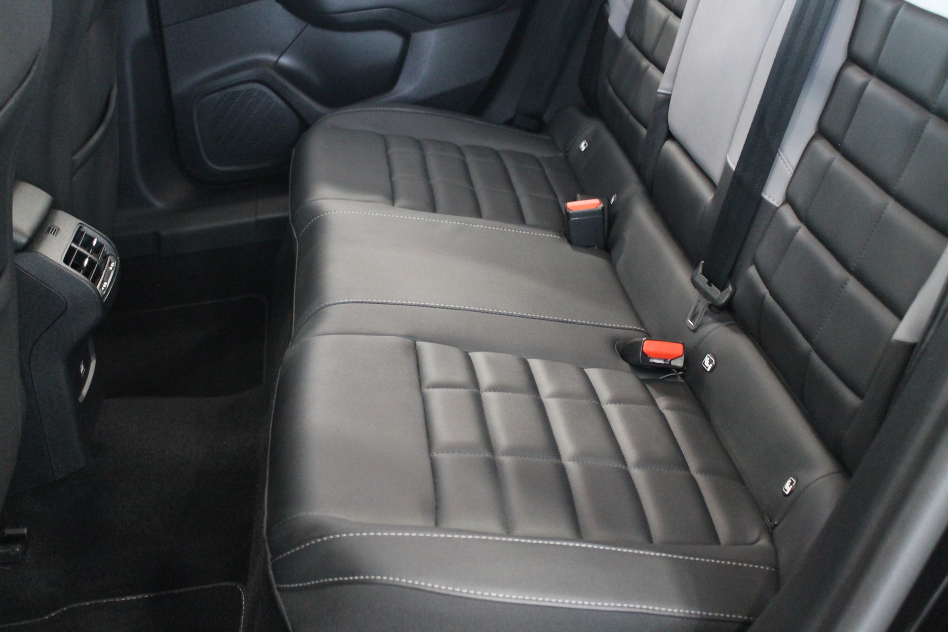 CITROEN C4 Hybrid 136 e-DCS6 Max-image-14