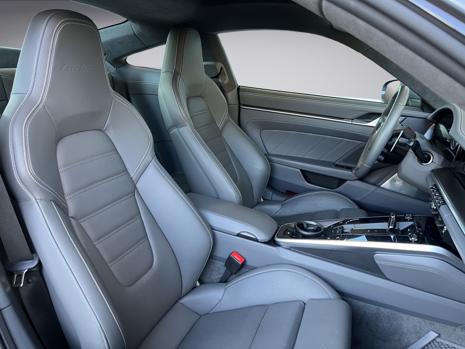 PORSCHE 911 Coupé 3.7 Turbo S PDK-image-5