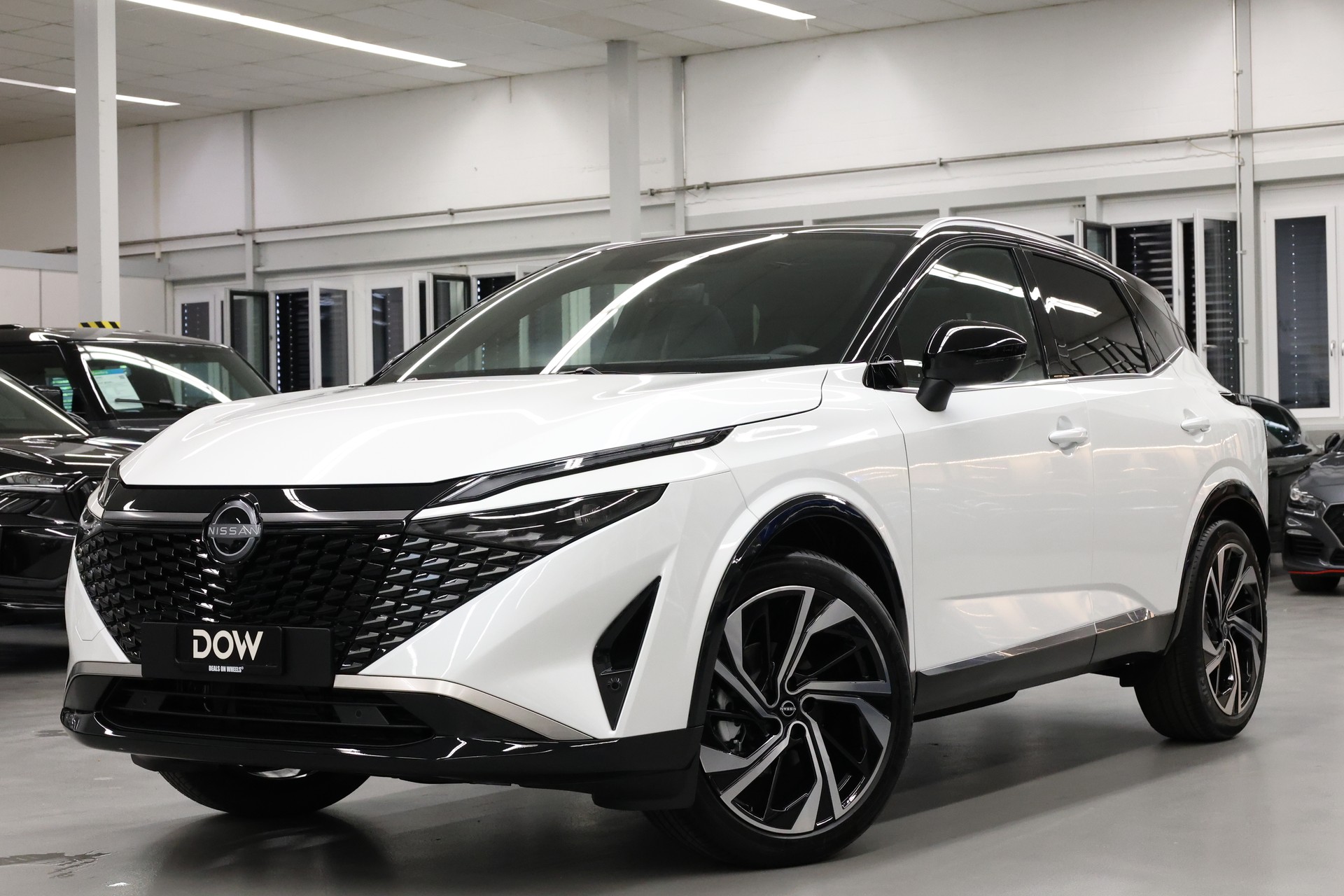 NISSAN Qashqai 1.3 DIG-T Tekna+ 4x4-image-0