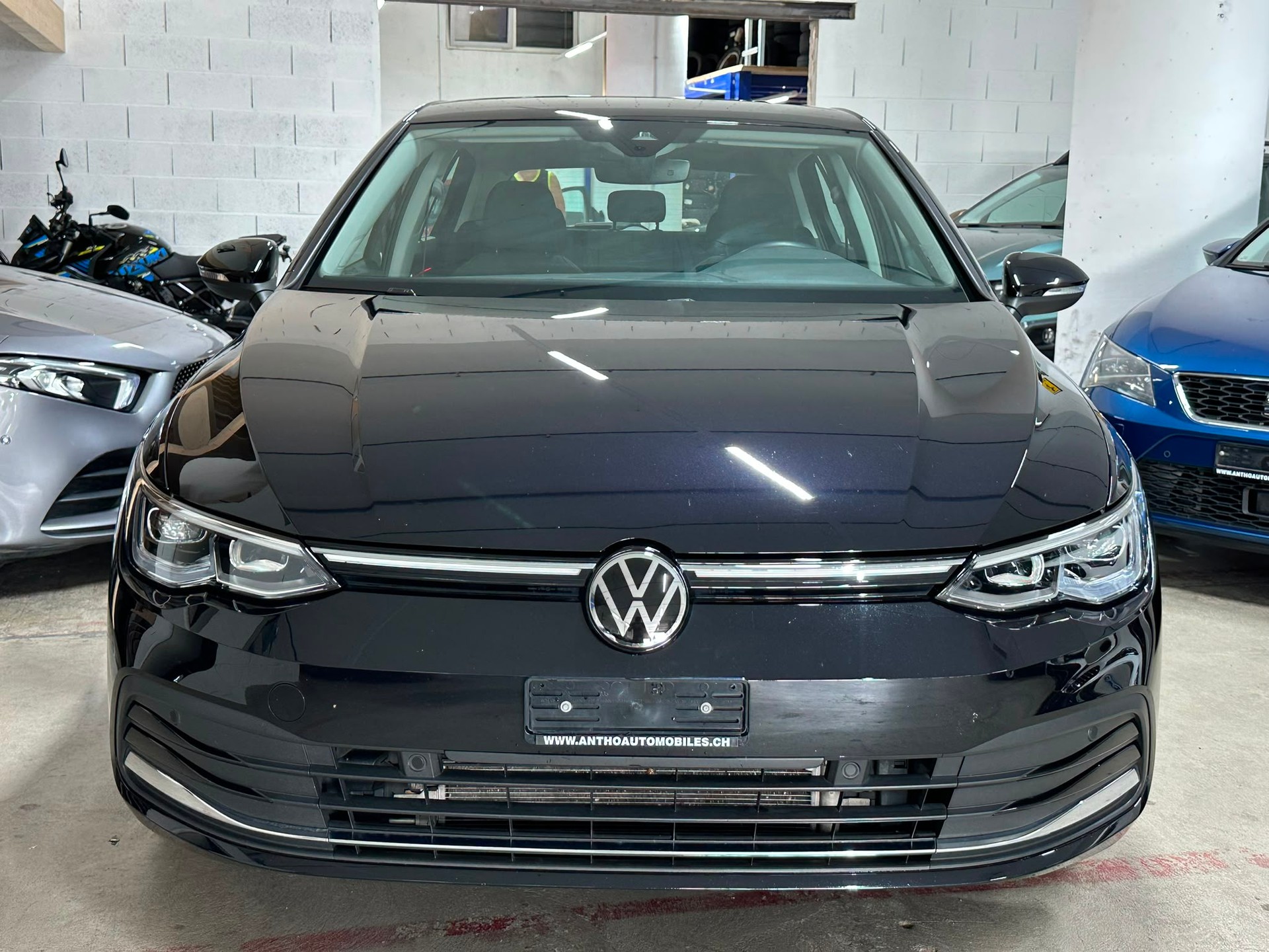 VW Golf 1.4 TSI PHEV Style-image-2