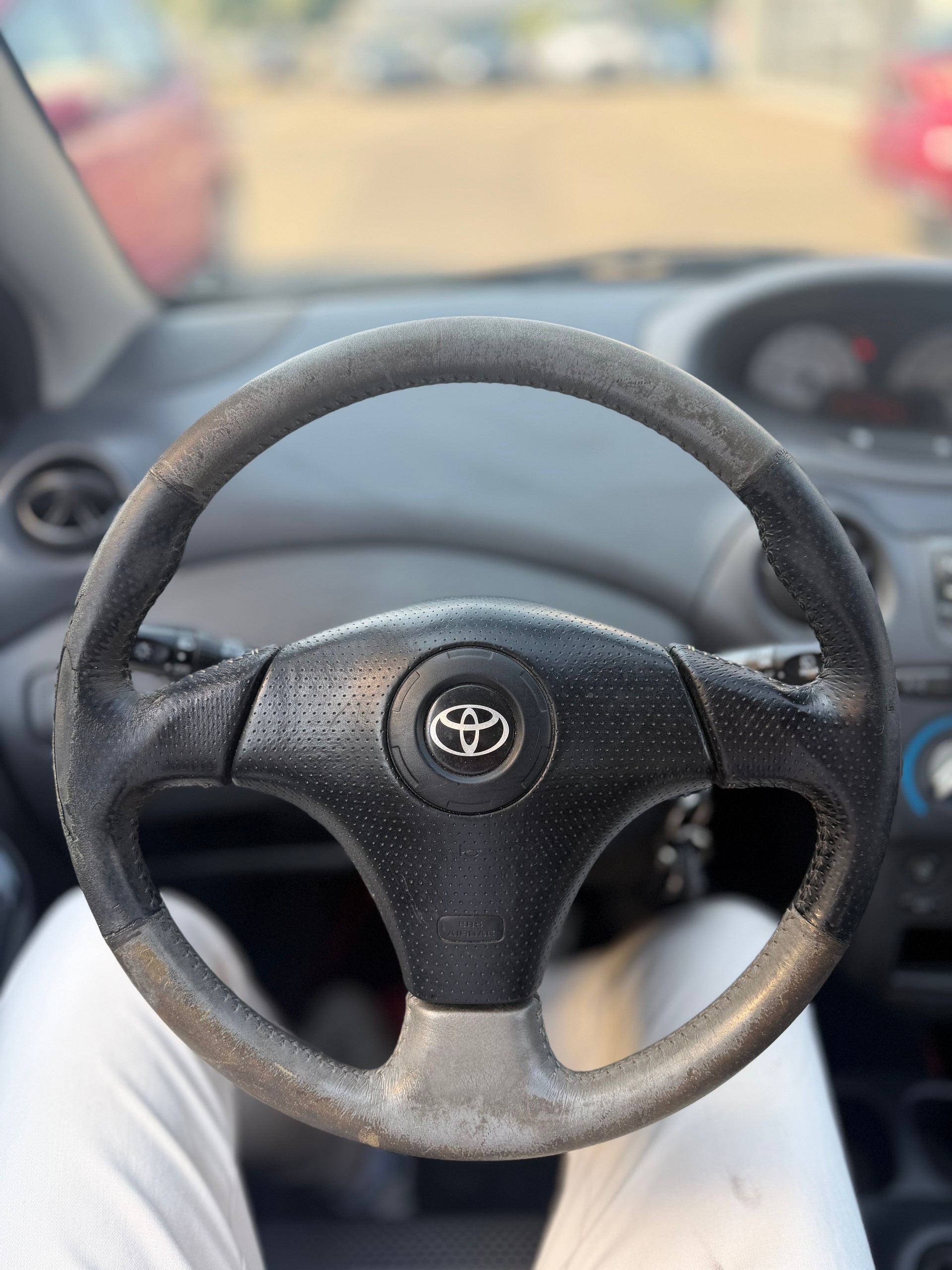 TOYOTA Yaris 1.5 TS-image-11