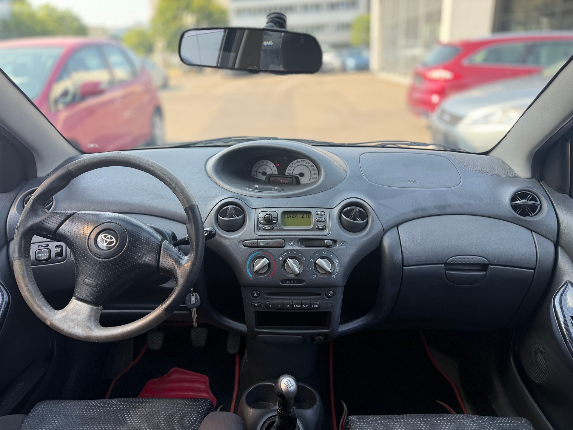TOYOTA Yaris 1.5 TS-image-9