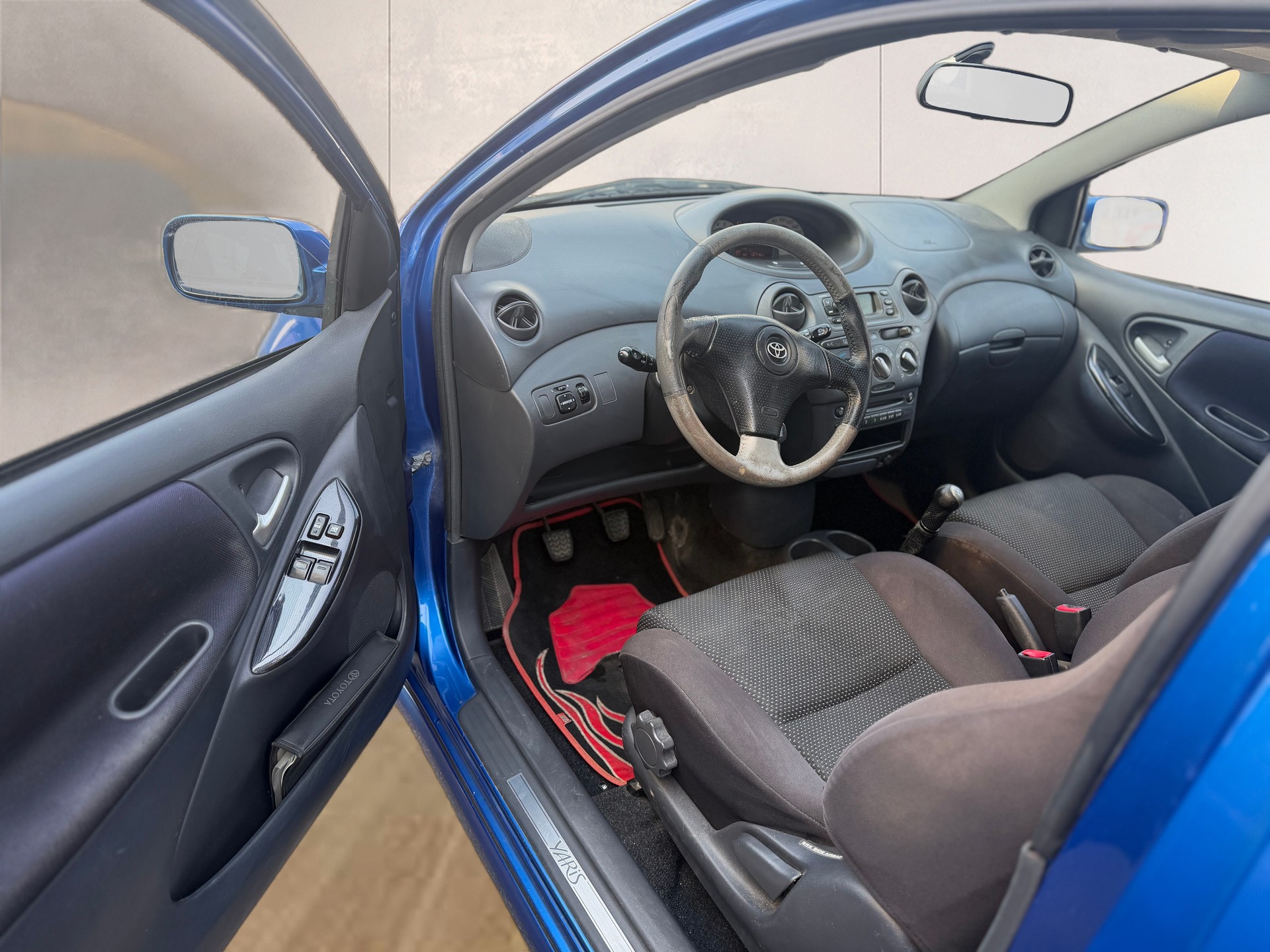 TOYOTA Yaris 1.5 TS-image-10