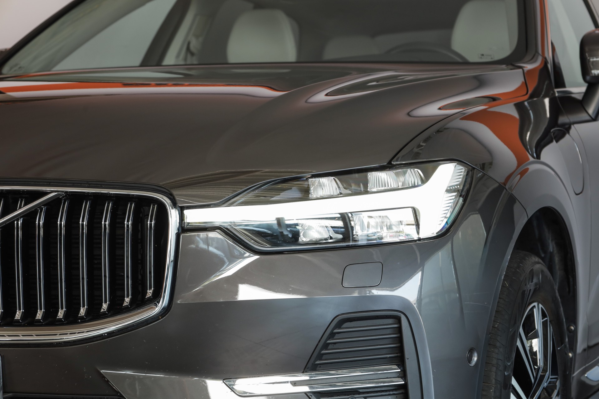 VOLVO XC60 T6 eAWD PluginHybrid Plus Bright Geartronic-image-8