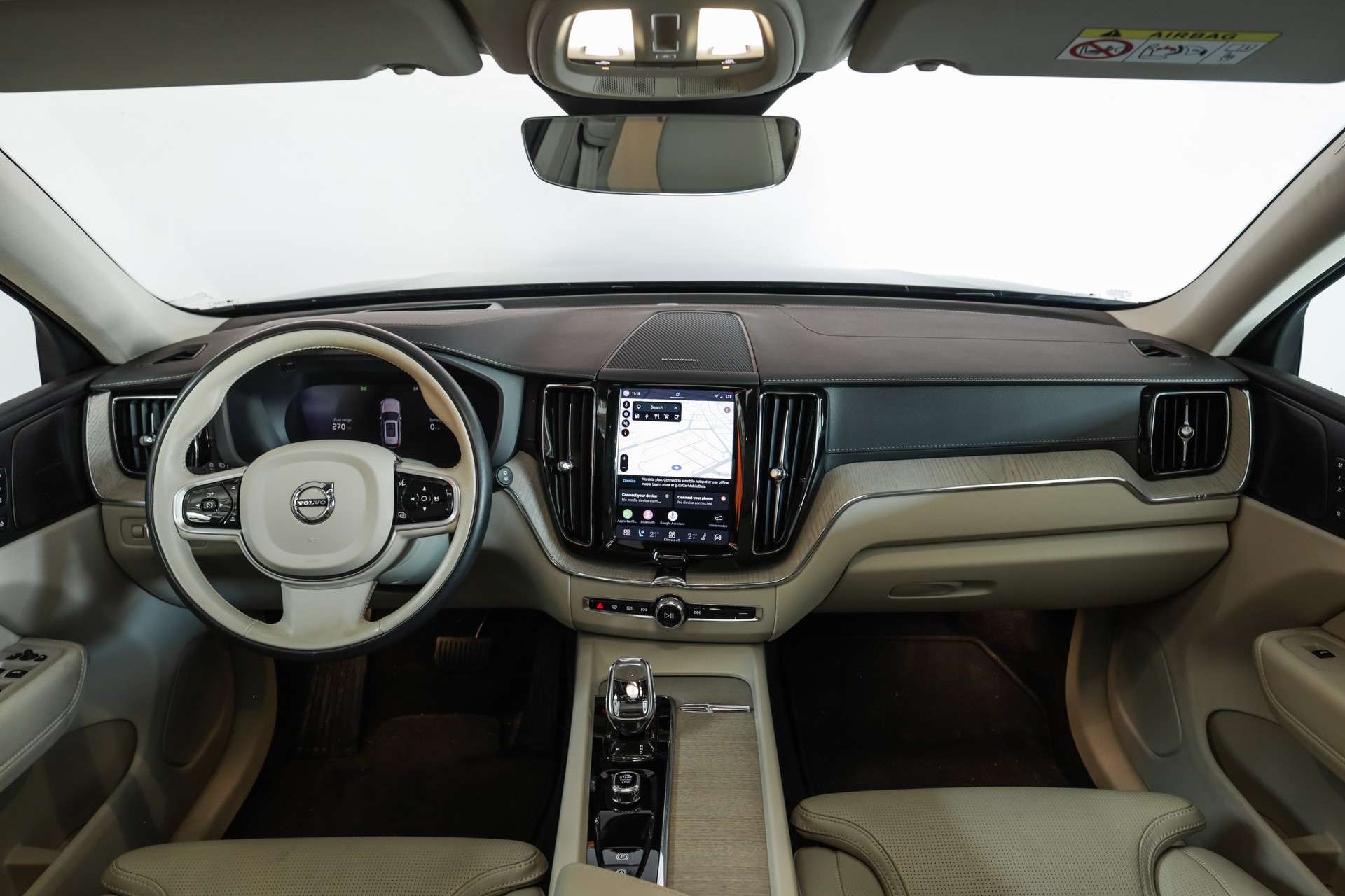 VOLVO XC60 T6 eAWD PluginHybrid Plus Bright Geartronic-image-13