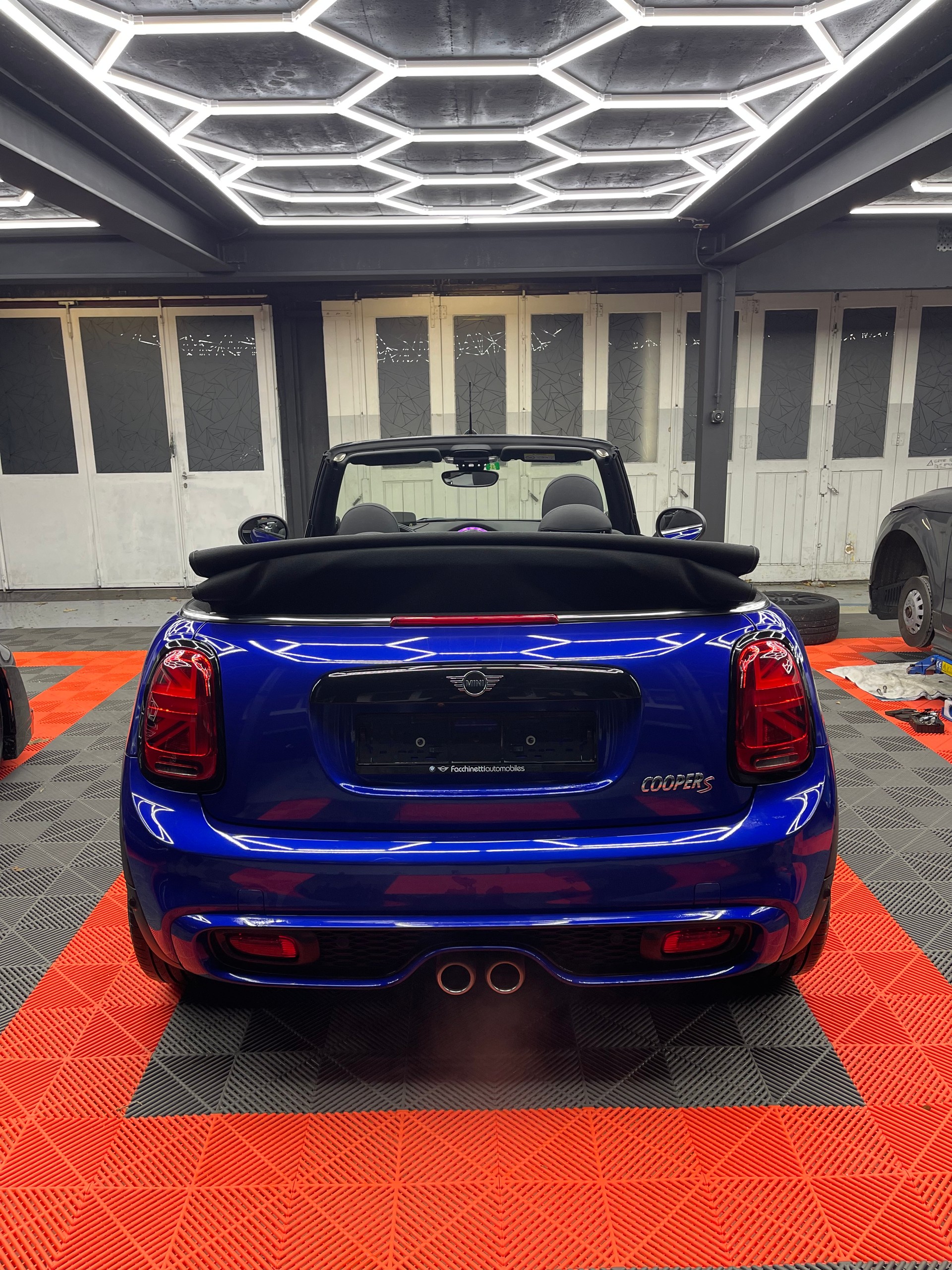 MINI 2.0i Cooper S-image-2