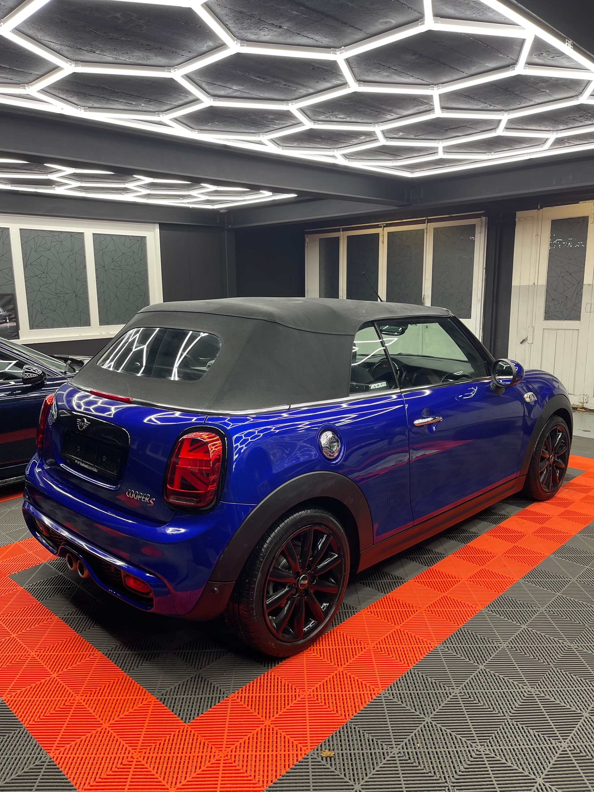 MINI 2.0i Cooper S-image-10