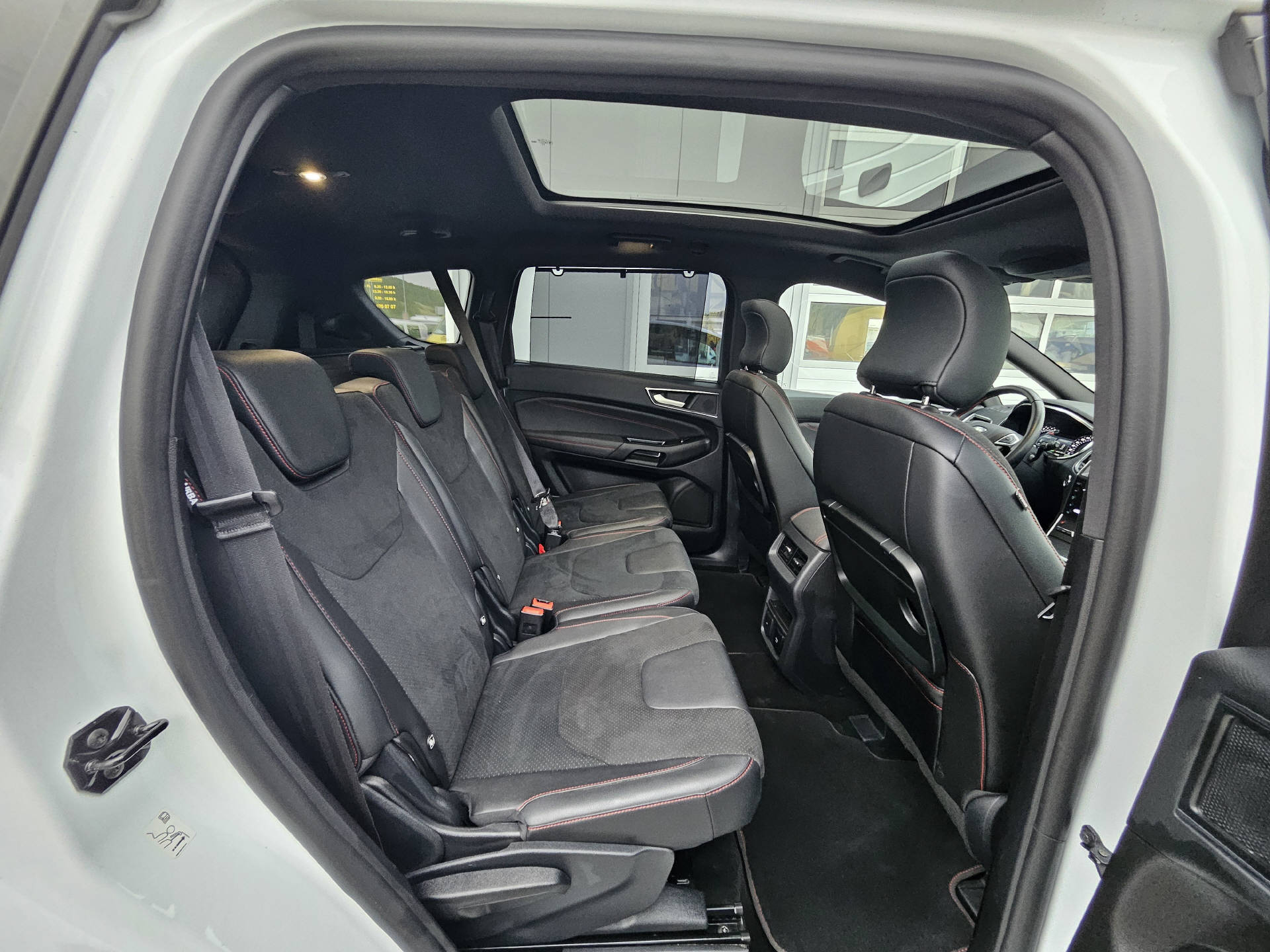 FORD S-Max 2.5 Hybrid ST-Line * 7- Plätzer * Absolute Top Ausstattung *-image-24