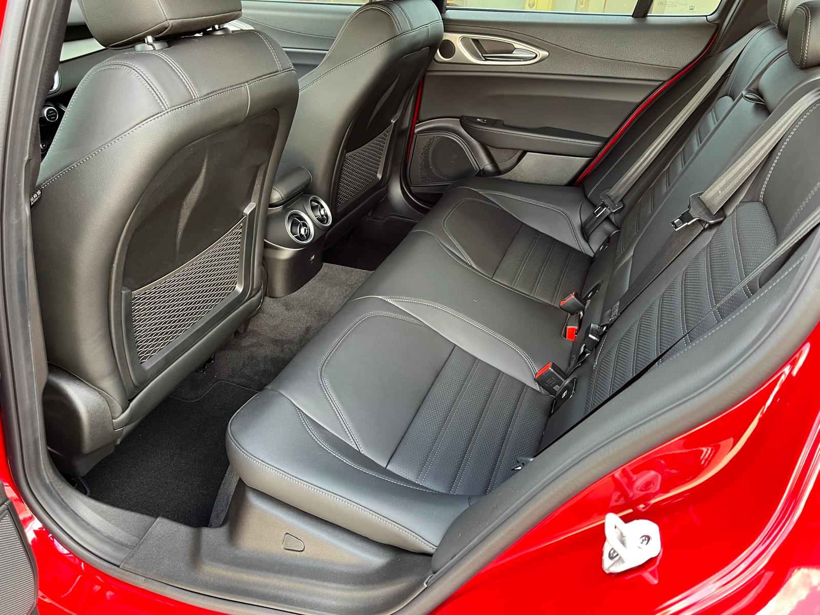ALFA ROMEO Giulia 2.0 Sprint Edition Q4 AT8-image-4