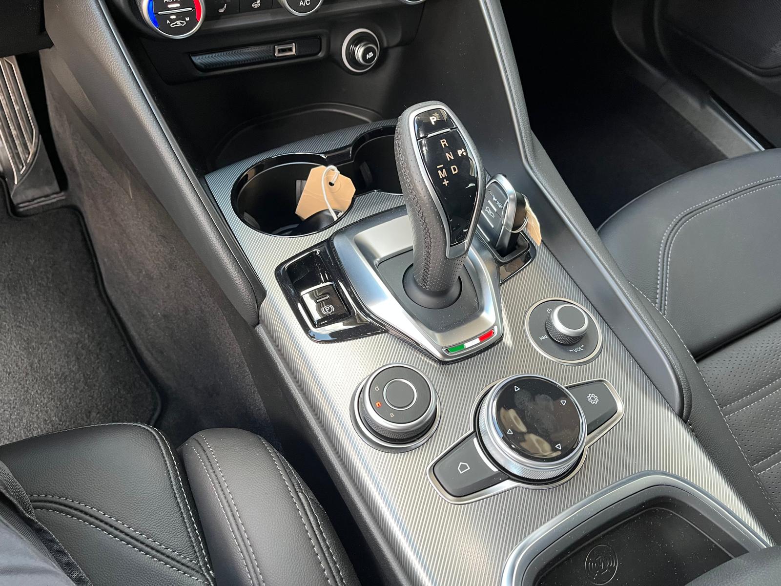 ALFA ROMEO Giulia 2.0 Sprint Edition Q4 AT8-image-7