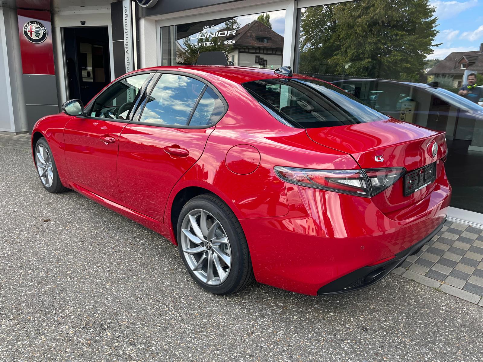ALFA ROMEO Giulia 2.0 Sprint Edition Q4 AT8-image-1