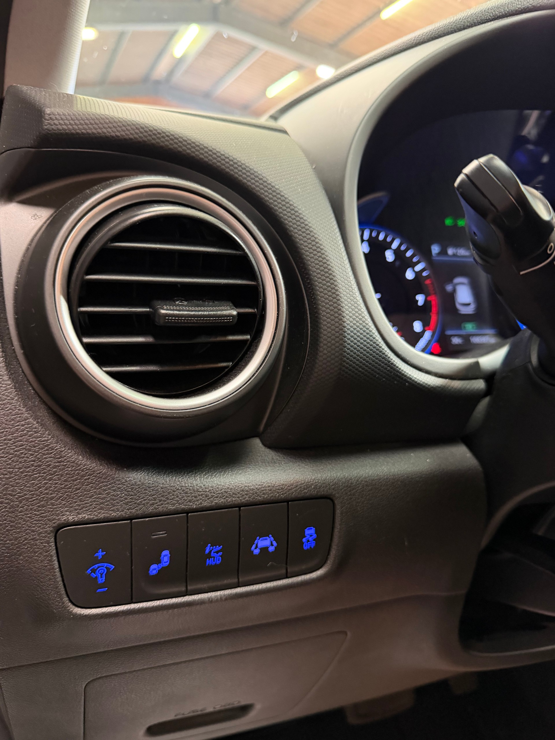 HYUNDAI Kona 1.6 T-GDi Vertex 4WD DCT-image-14
