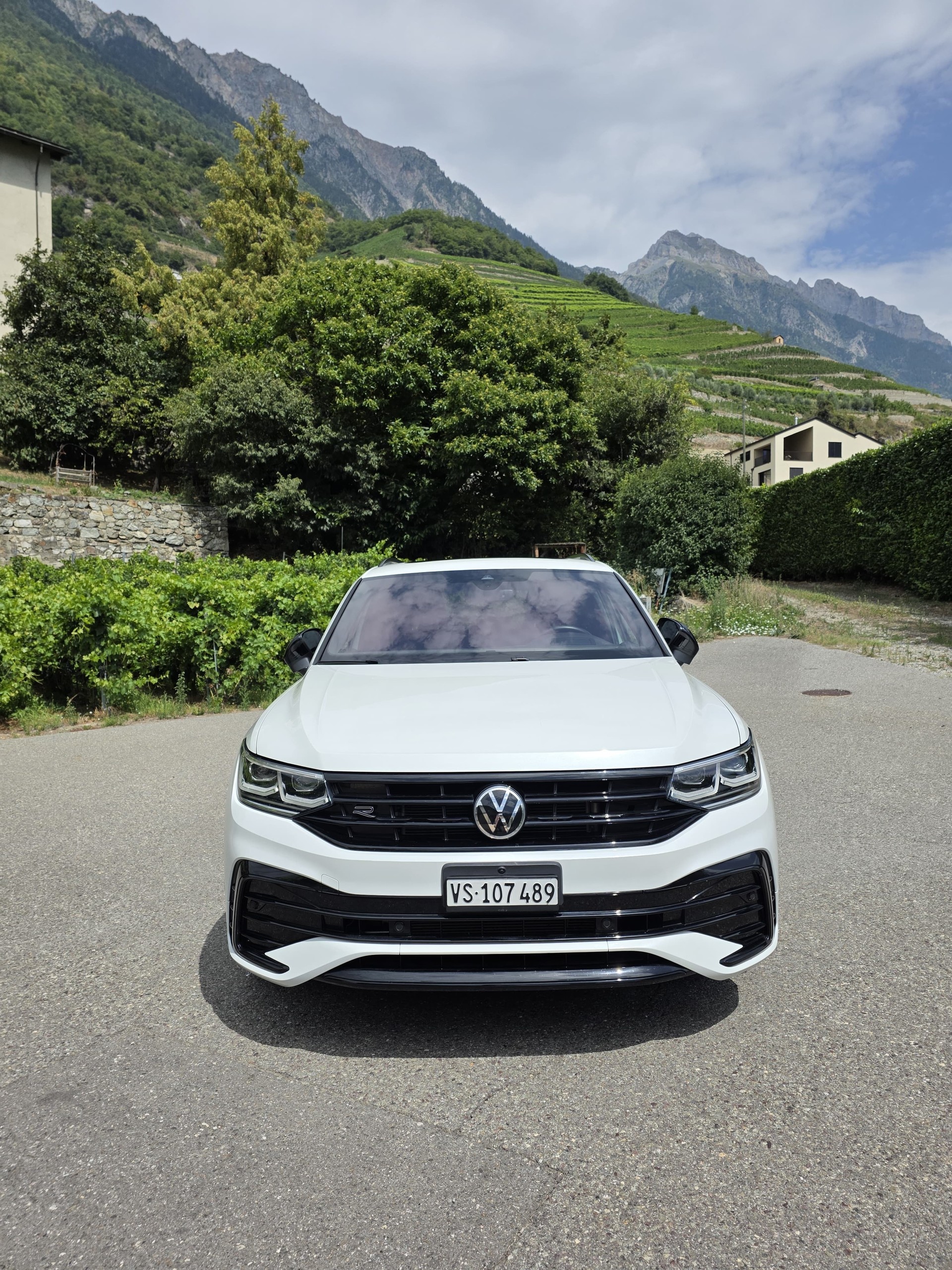VW 2.0 TSI R-Line DSG-image-1