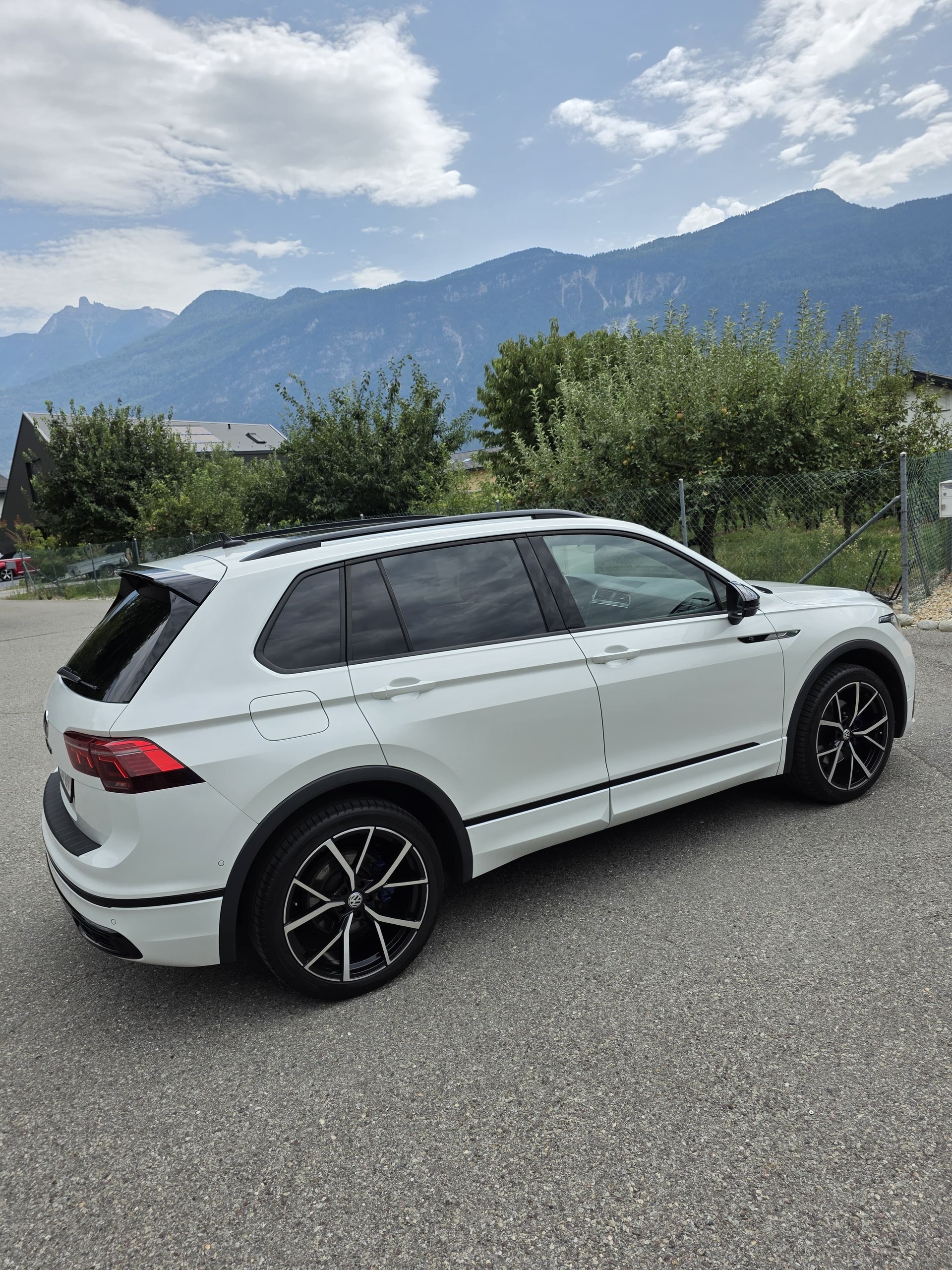 VW 2.0 TSI R-Line DSG-image-0