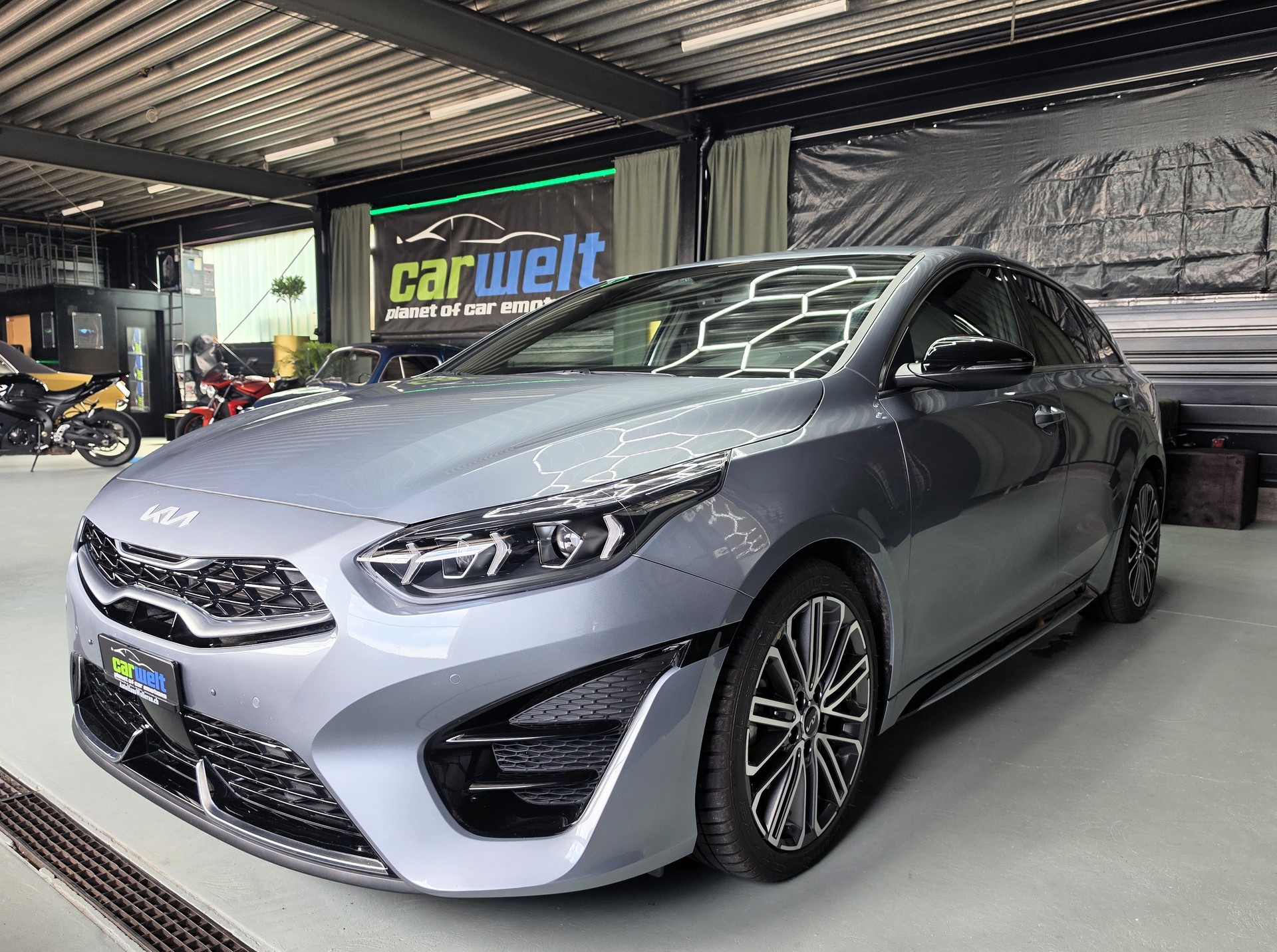 KIA ProCeed 1.5 T-GDi MHEV GT-Line DCT-image-6
