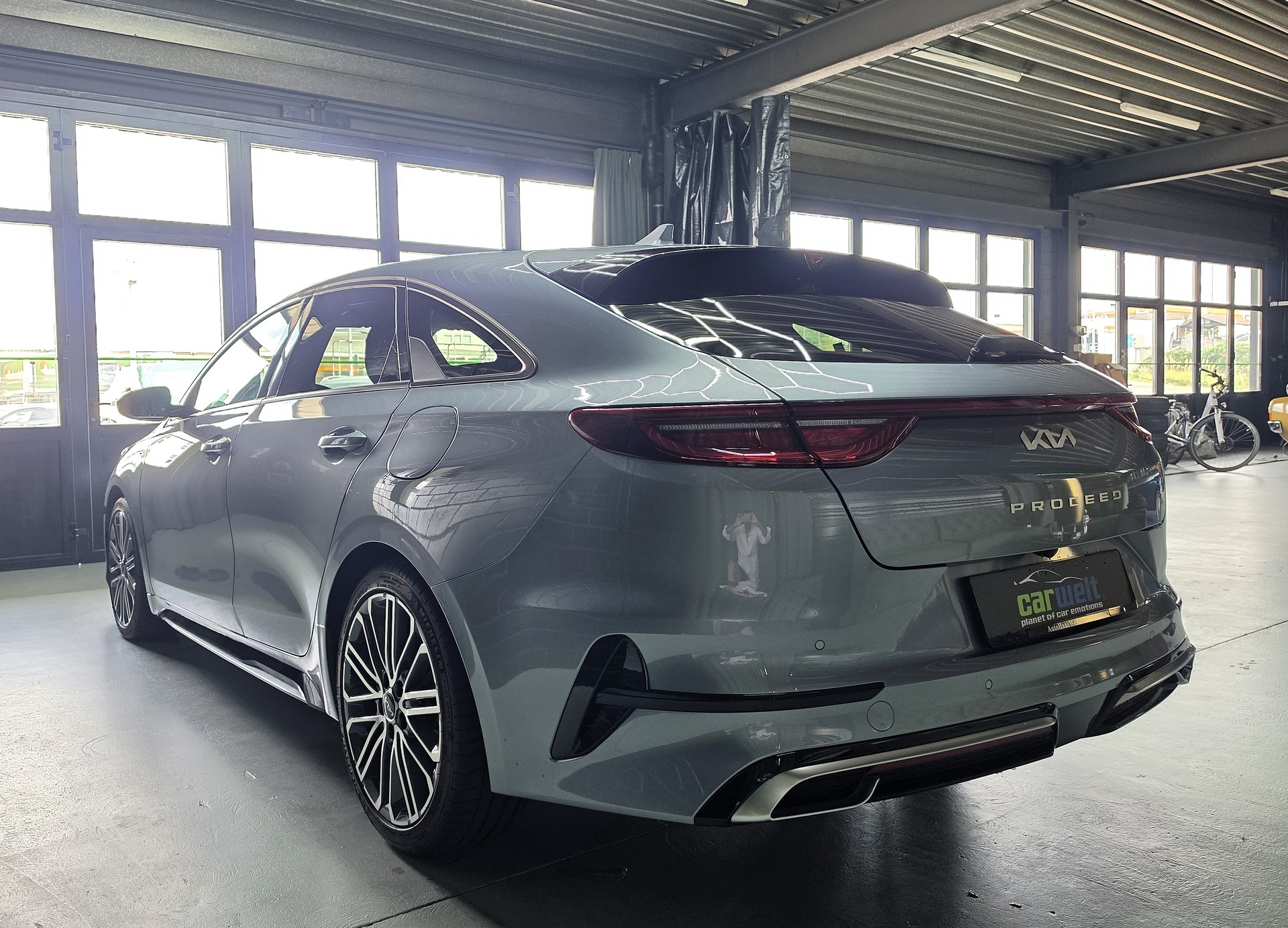 KIA ProCeed 1.5 T-GDi MHEV GT-Line DCT-image-7
