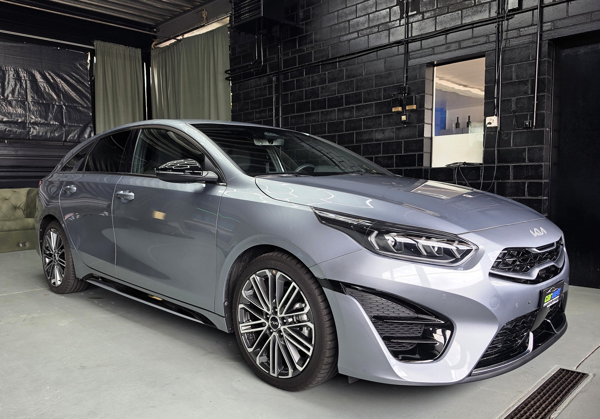KIA ProCeed 1.5 T-GDi MHEV GT-Line DCT-image-0