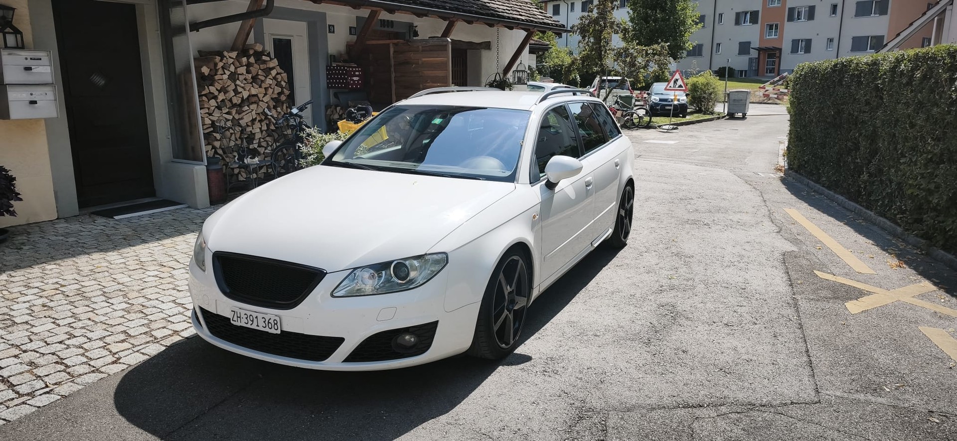 SEAT 2.0 TSI 211 Sport-image-0